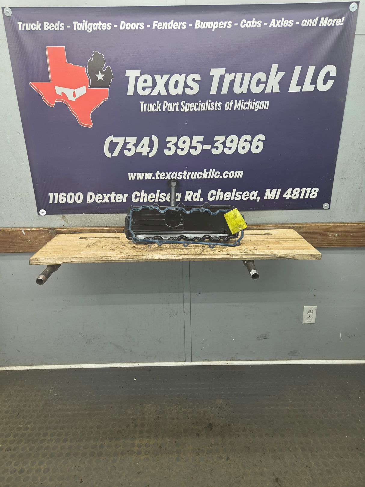 2003-2004.5 "Early" Ford 6.0L Power Stroke Passenger Side Valve Cover