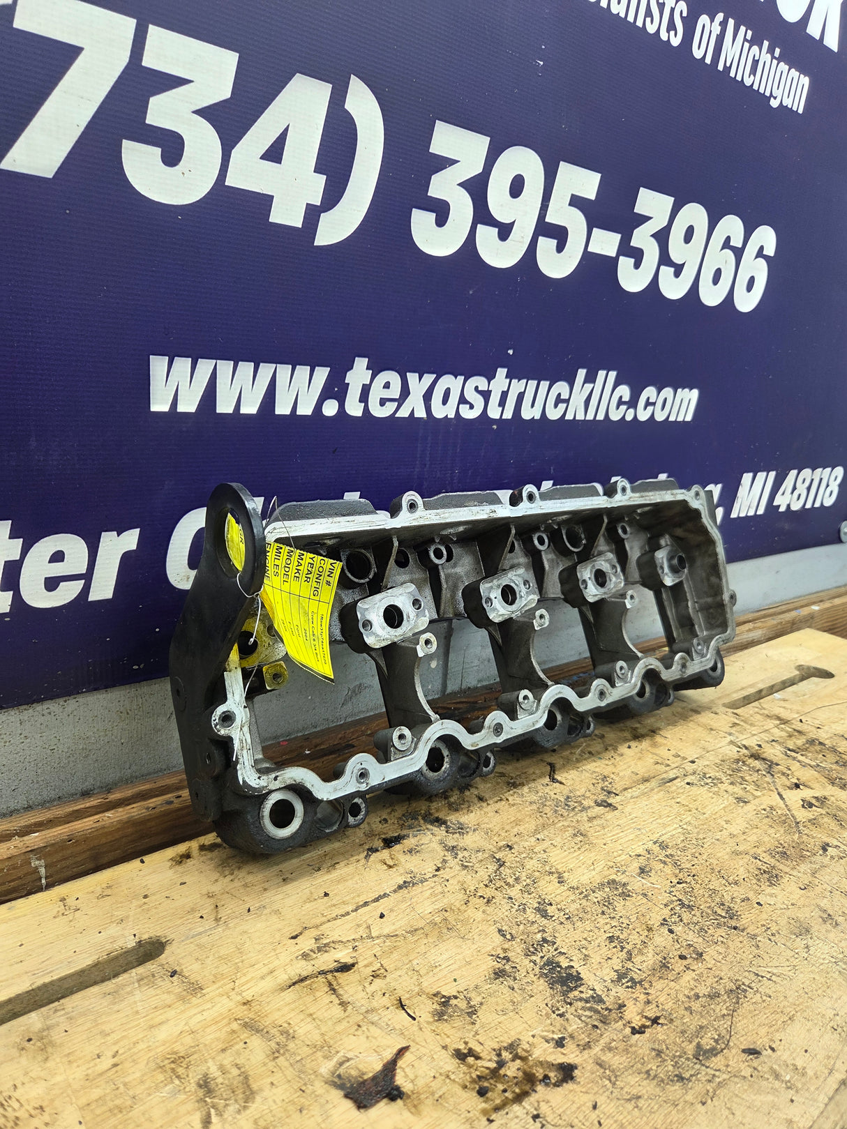 2003-2004 Genuine Ford Power Stroke 6.0L Diesel Rocker Box Arm Housing OEM 1840550C1 18MM