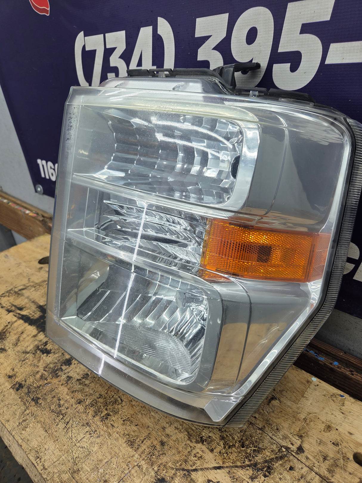 2008-2010 Ford Super Duty F250 F350 F450 F550 LH Driver Side Composite Head Light 44ZH-1849B 8C24-13006-A