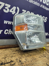 2008-2010 Ford Super Duty F250 F350 F450 F550 RH Passenger Side Composite Head Light 8C24-13005-A