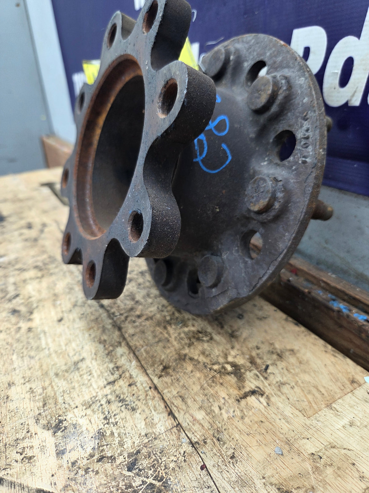 2001-2010 Chevrolet GMC 3500 Dually Front Hub Extender