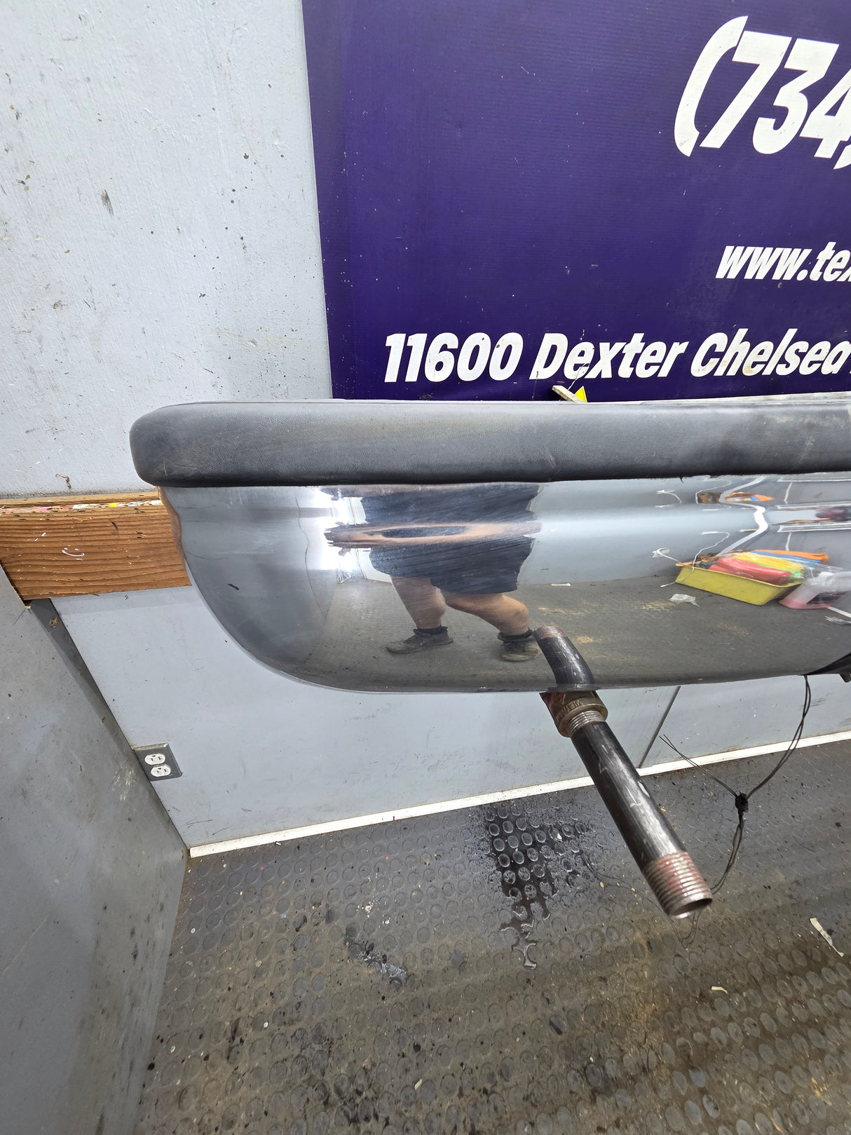 1999-2007 Ford Super Duty F250 F350 F450 F550 Rear Bumper