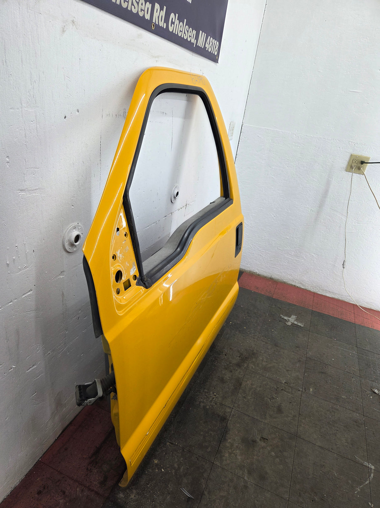 2012-2016 Ford Super Duty LH Driver Side Front Door F250 F350 F450 F550
