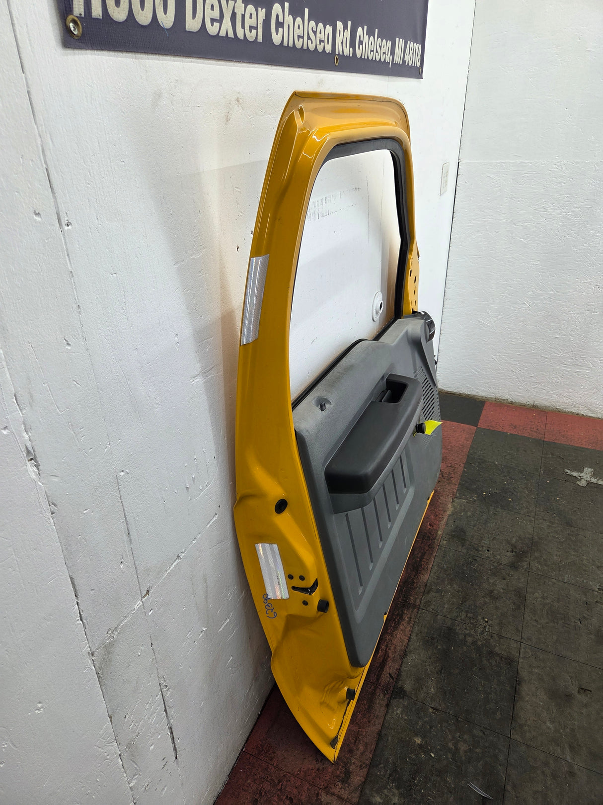 2012-2016 Ford Super Duty LH Driver Side Front Door F250 F350 F450 F550