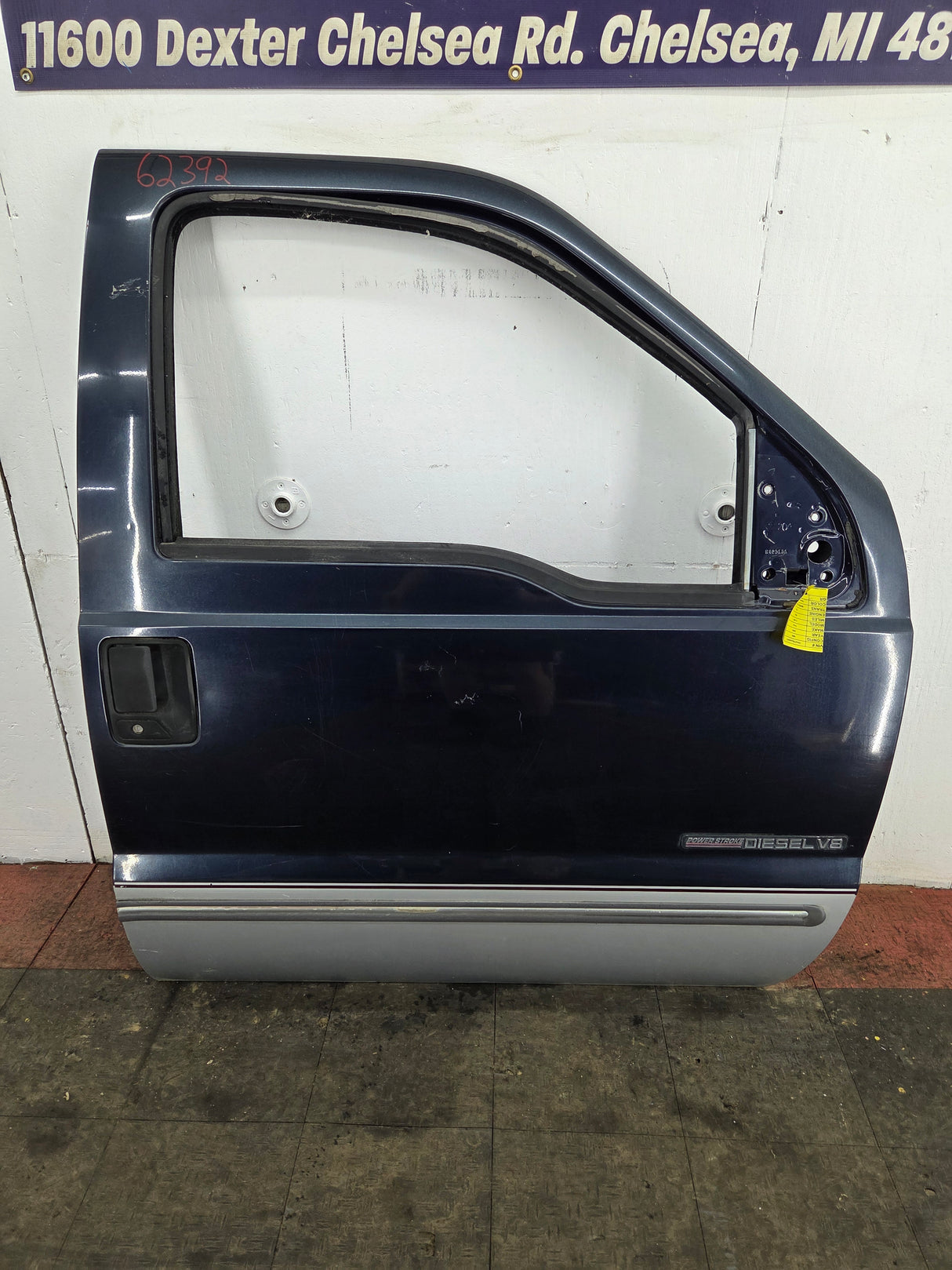 1999-2007 Ford Super Duty RH Passenger Side Front Door F250 F350 F450 F550
