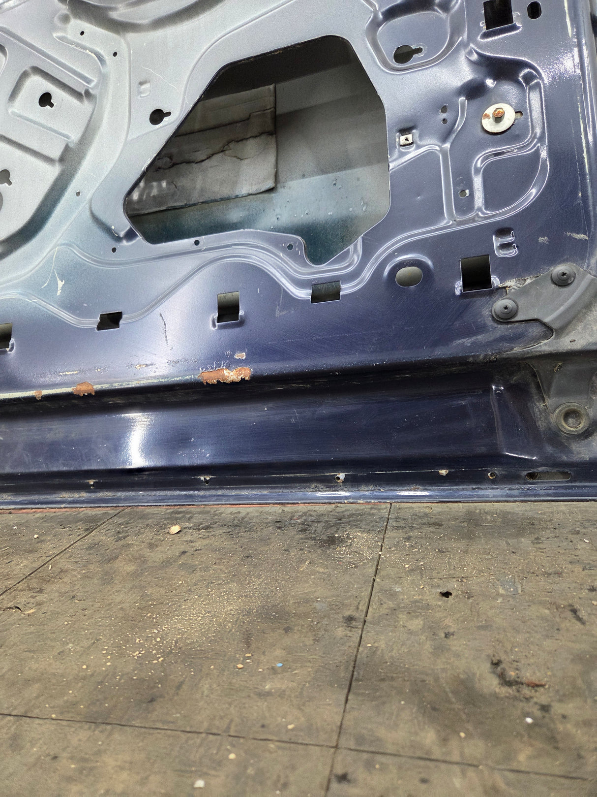 1999-2007 Ford Super Duty RH Passenger Side Front Door F250 F350 F450 F550