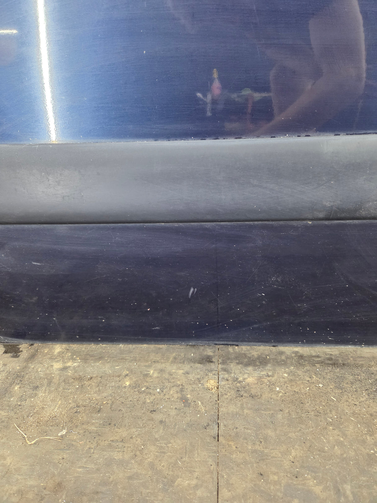 2007-2013 Chevrolet Silverado / GMC Sierra 1500 2500 3500 HD RH Front Passenger Side Door
