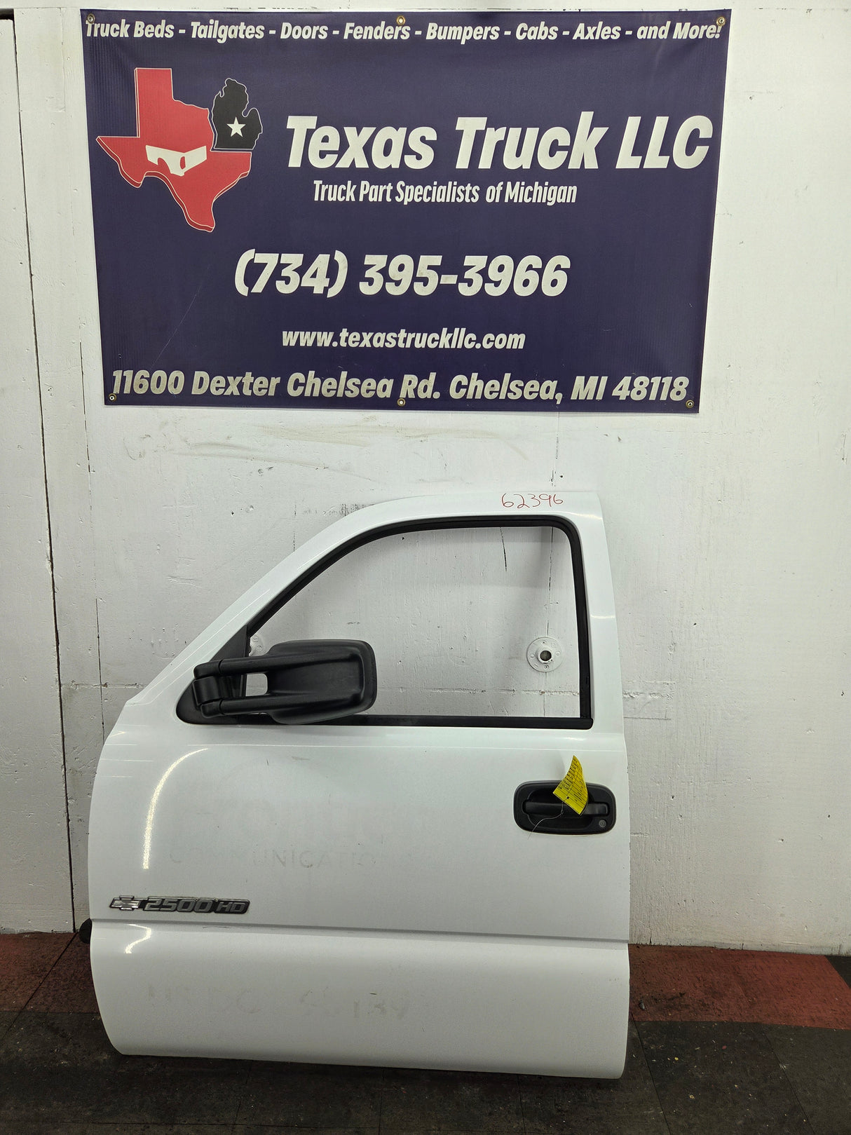 1999-2006 Chevrolet Silverado / GMC Sierra 1500 2500 3500 HD Front Driver Side Door LH