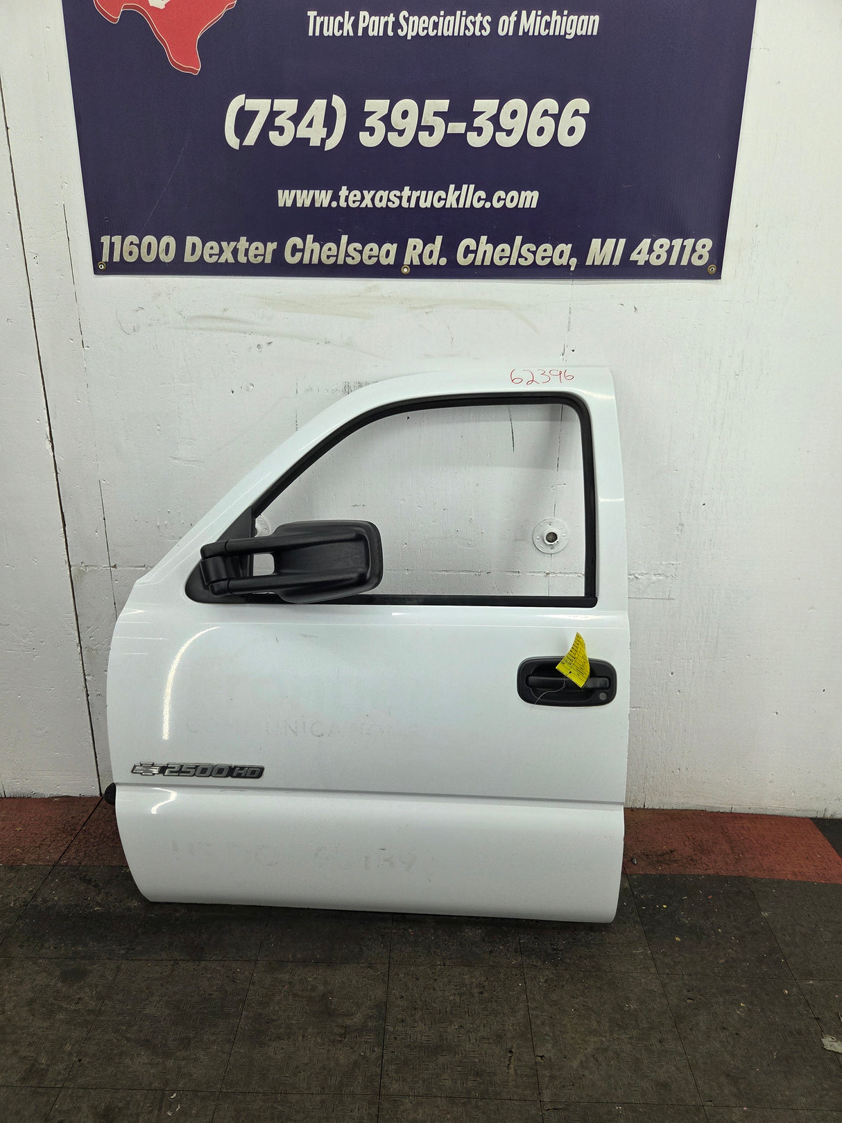 1999-2006 Chevrolet Silverado / GMC Sierra 1500 2500 3500 HD Front Driver Side Door LH
