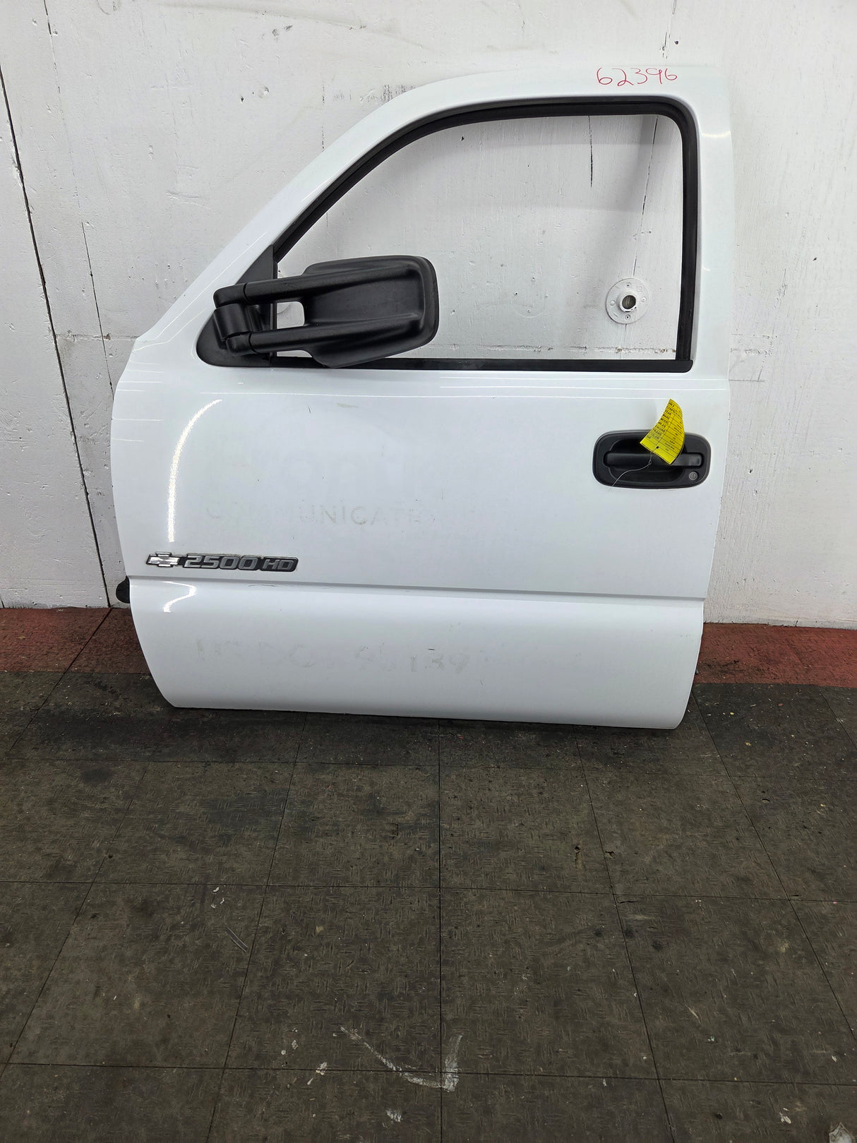 1999-2006 Chevrolet Silverado / GMC Sierra 1500 2500 3500 HD Front Driver Side Door LH