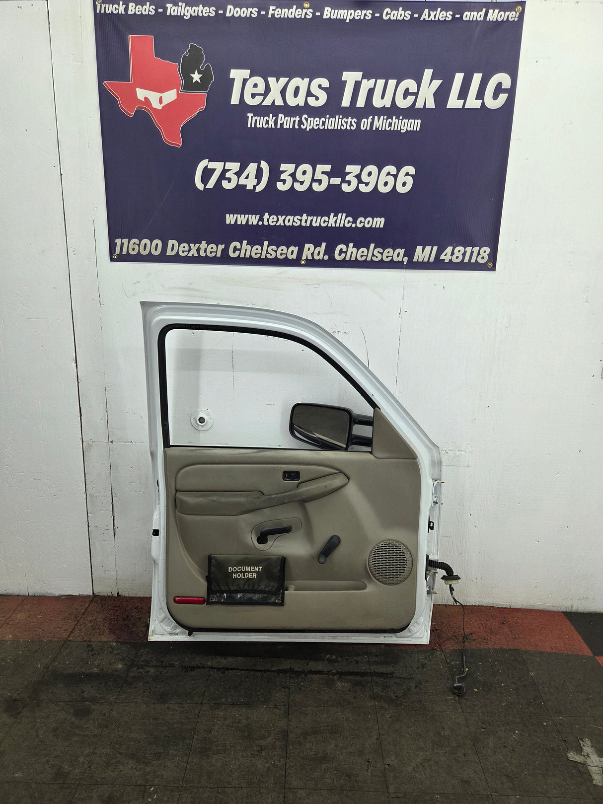 1999-2006 Chevrolet Silverado / GMC Sierra 1500 2500 3500 HD Front Driver Side Door LH