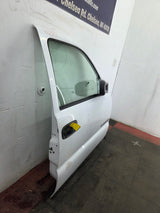 1999-2006 Chevrolet Silverado / GMC Sierra 1500 2500 3500 HD Front Passenger side Door RH