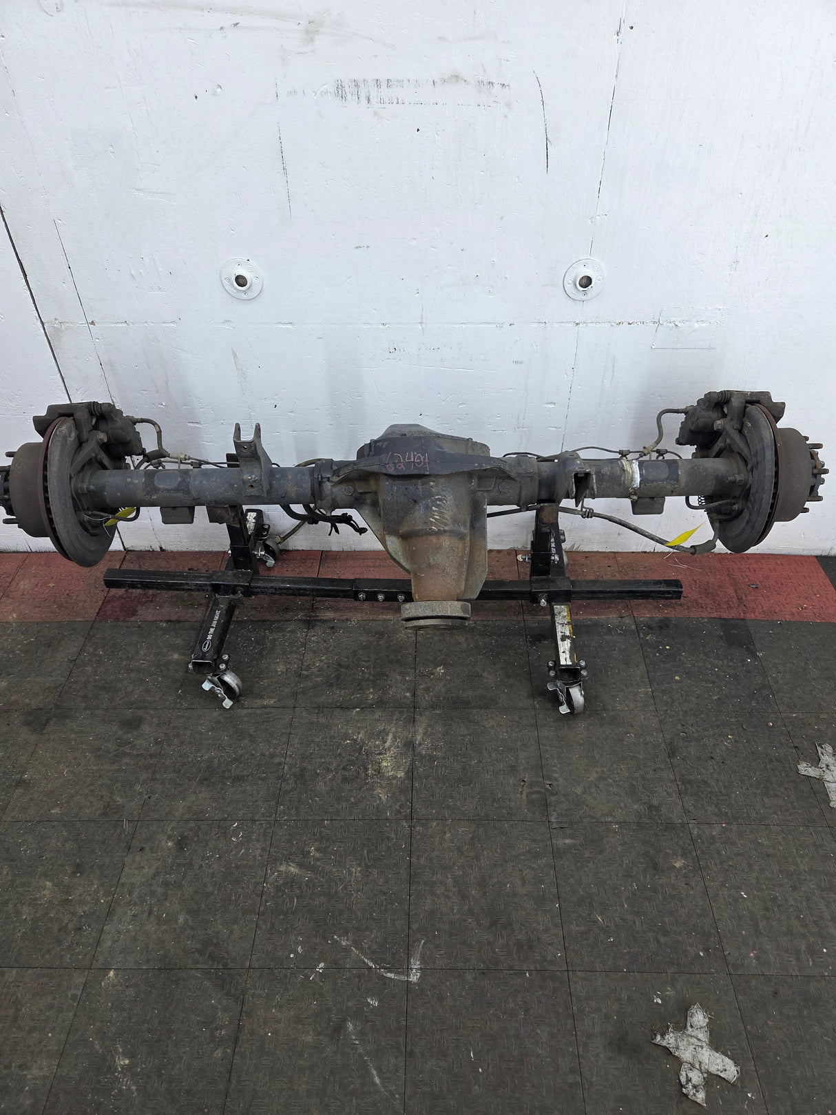 2011-2012 Ford Super Duty F250 F350 Rear Axle 3.73 Gear Ratio Electric Locking Rear End 297k Miles