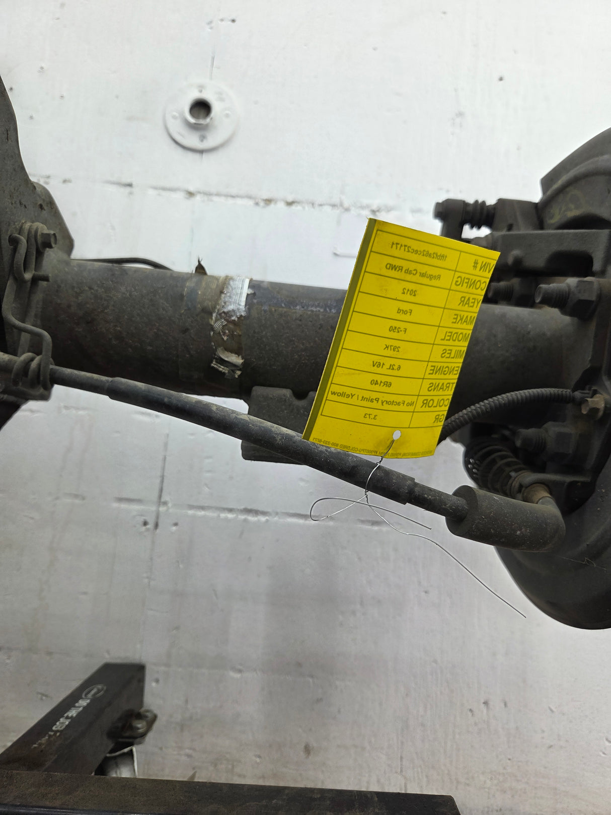 2011-2012 Ford Super Duty F250 F350 Rear Axle 3.73 Gear Ratio Electric Locking Rear End 297k Miles