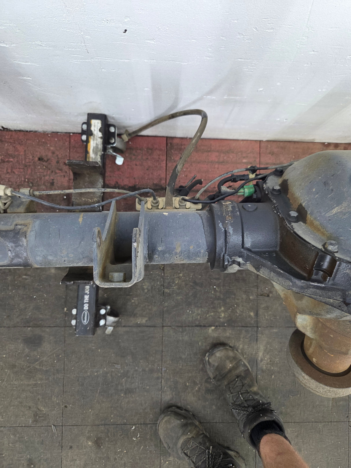 2011-2012 Ford Super Duty F250 F350 Rear Axle 3.73 Gear Ratio Electric Locking Rear End 297k Miles