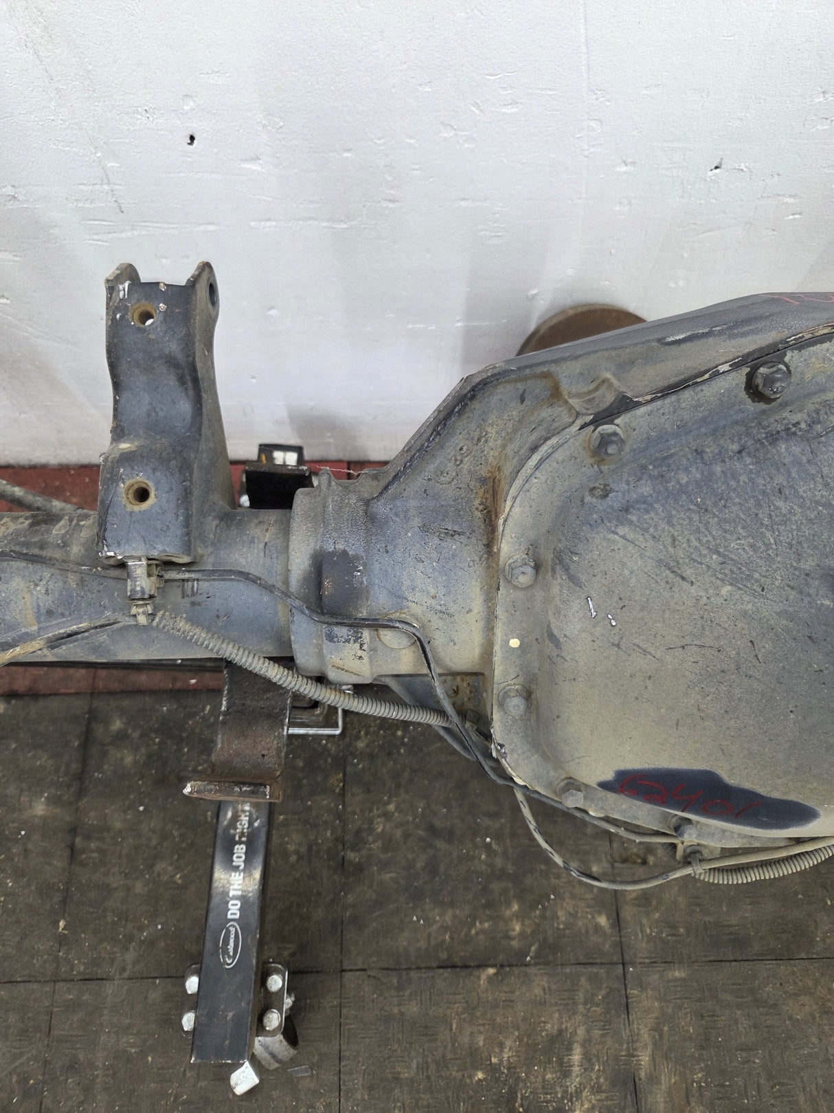 2011-2012 Ford Super Duty F250 F350 Rear Axle 3.73 Gear Ratio Electric Locking Rear End 297k Miles