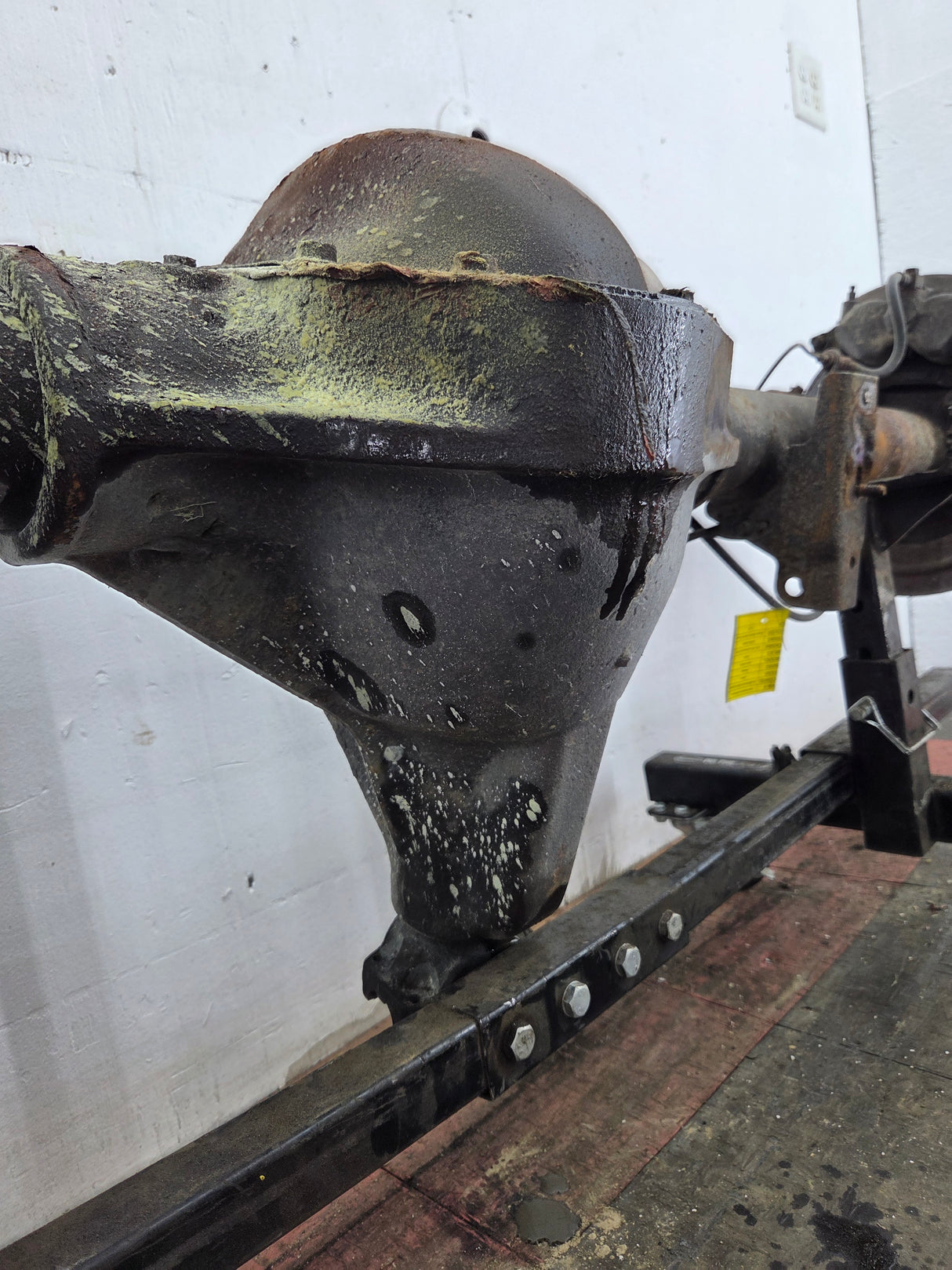2001-2002 Dodge Ram 2500 Rear Axle Spicer 70 3.55 Ratio