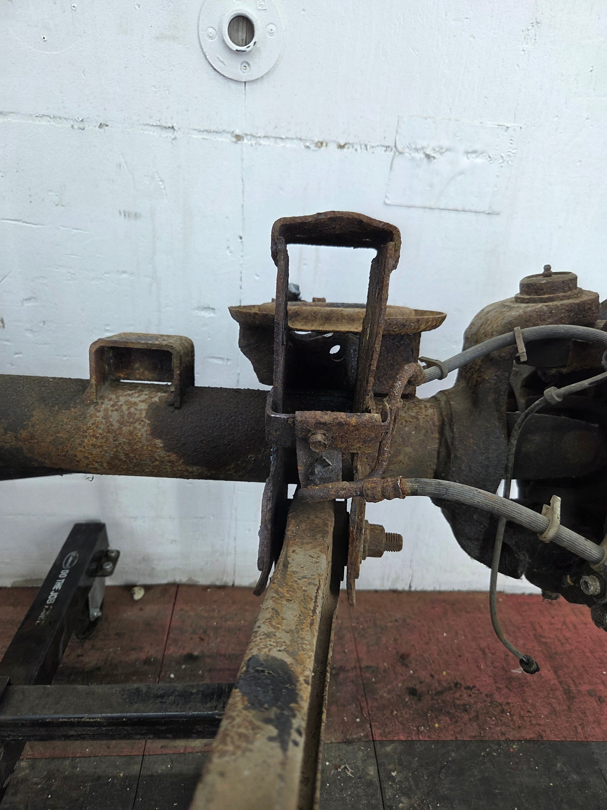 2000-2002 Dodge Ram 2500 4wd Dana 60 Front Axle Assembly 3.55 Ratio