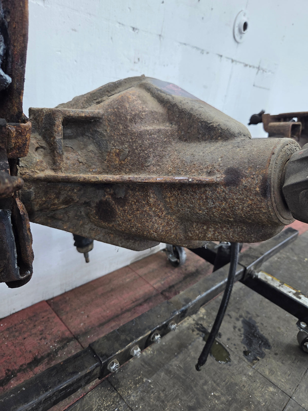 2000-2002 Dodge Ram 2500 4wd Dana 60 Front Axle Assembly 3.55 Ratio