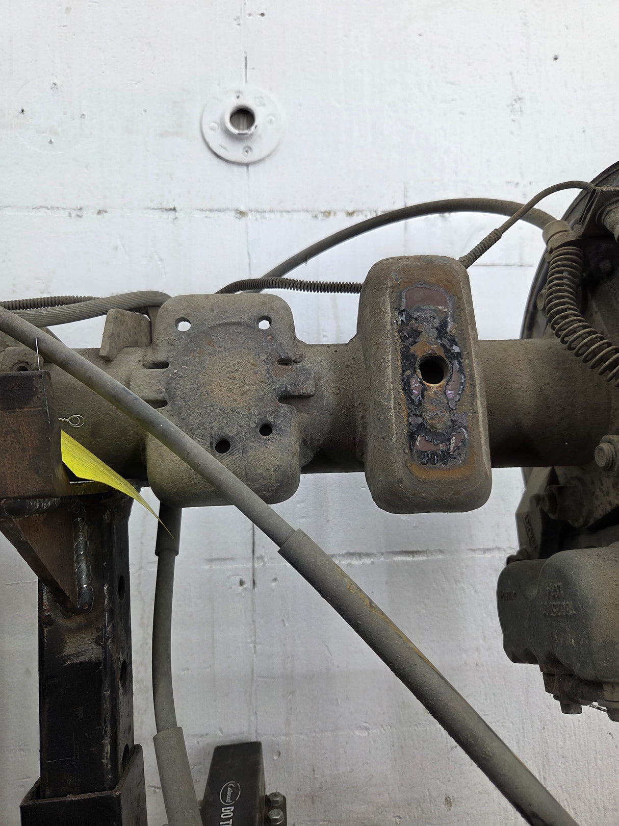 2001-2007 Chevrolet Silverado / GMC Sierra 2500 3500 HD Rear Axle 4.10 10.5"