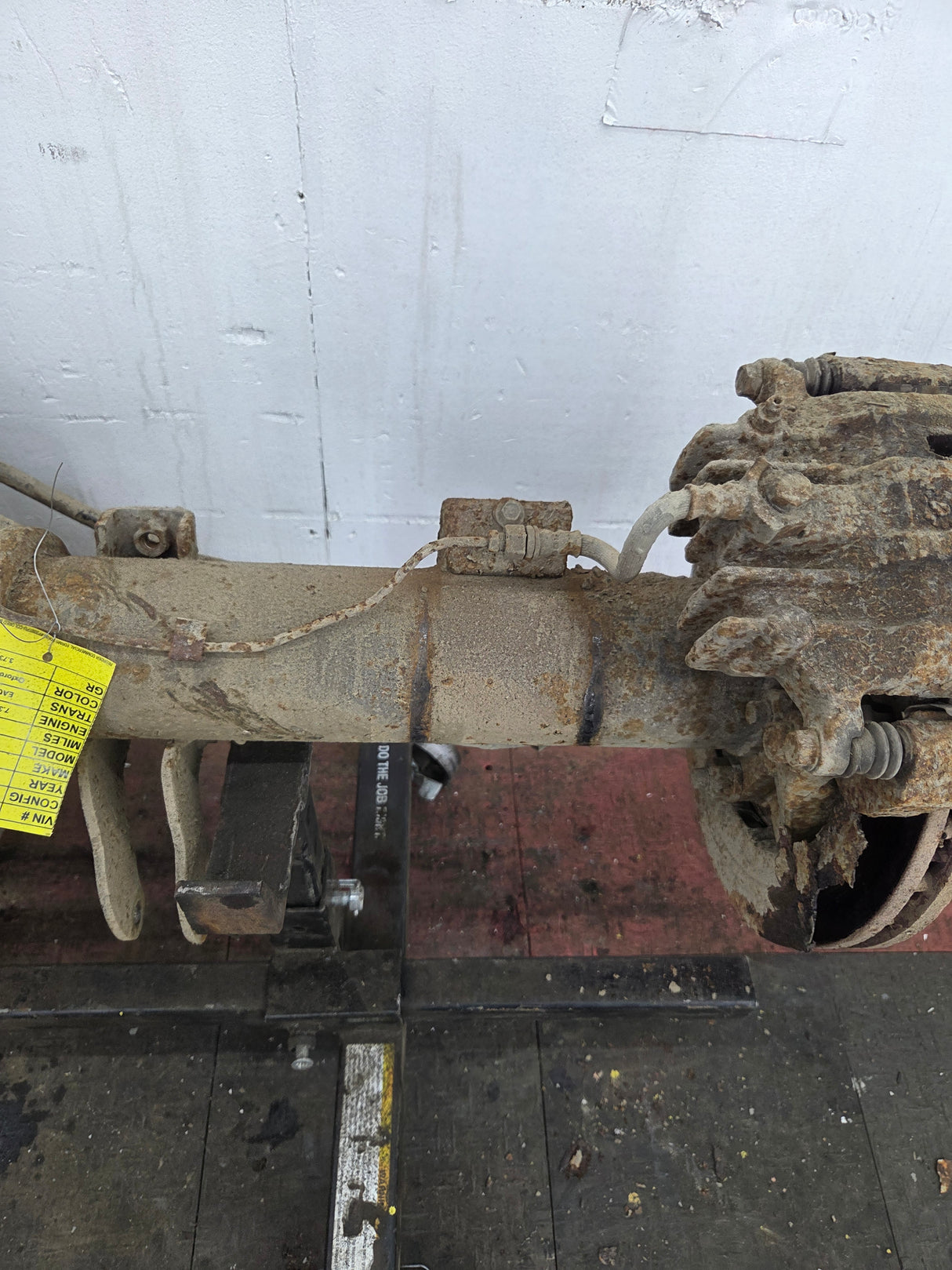 1999-2001 Ford Super Duty F350 Dually Rear Axle 3.73 Gear Ratio CAB CHASSIS 266k miles