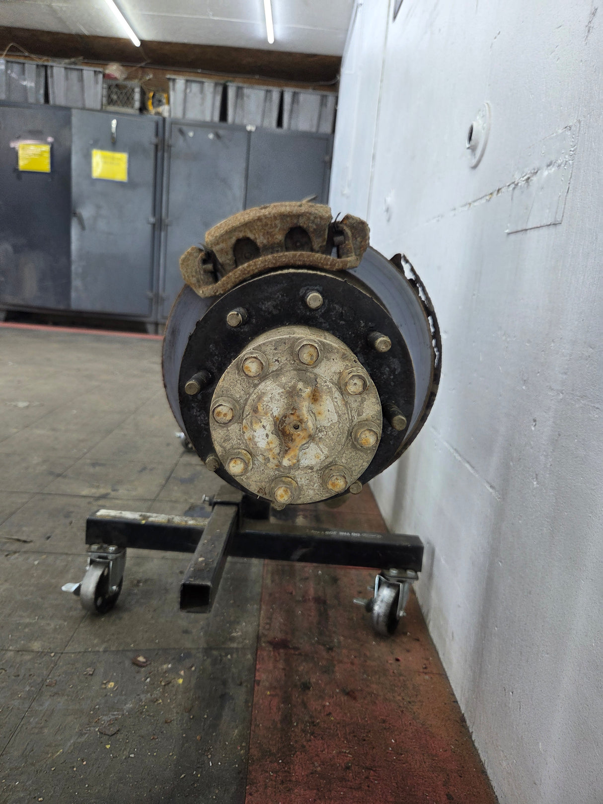 1999-2001 Ford Super Duty F350 Dually Rear Axle 3.73 Gear Ratio CAB CHASSIS 266k miles
