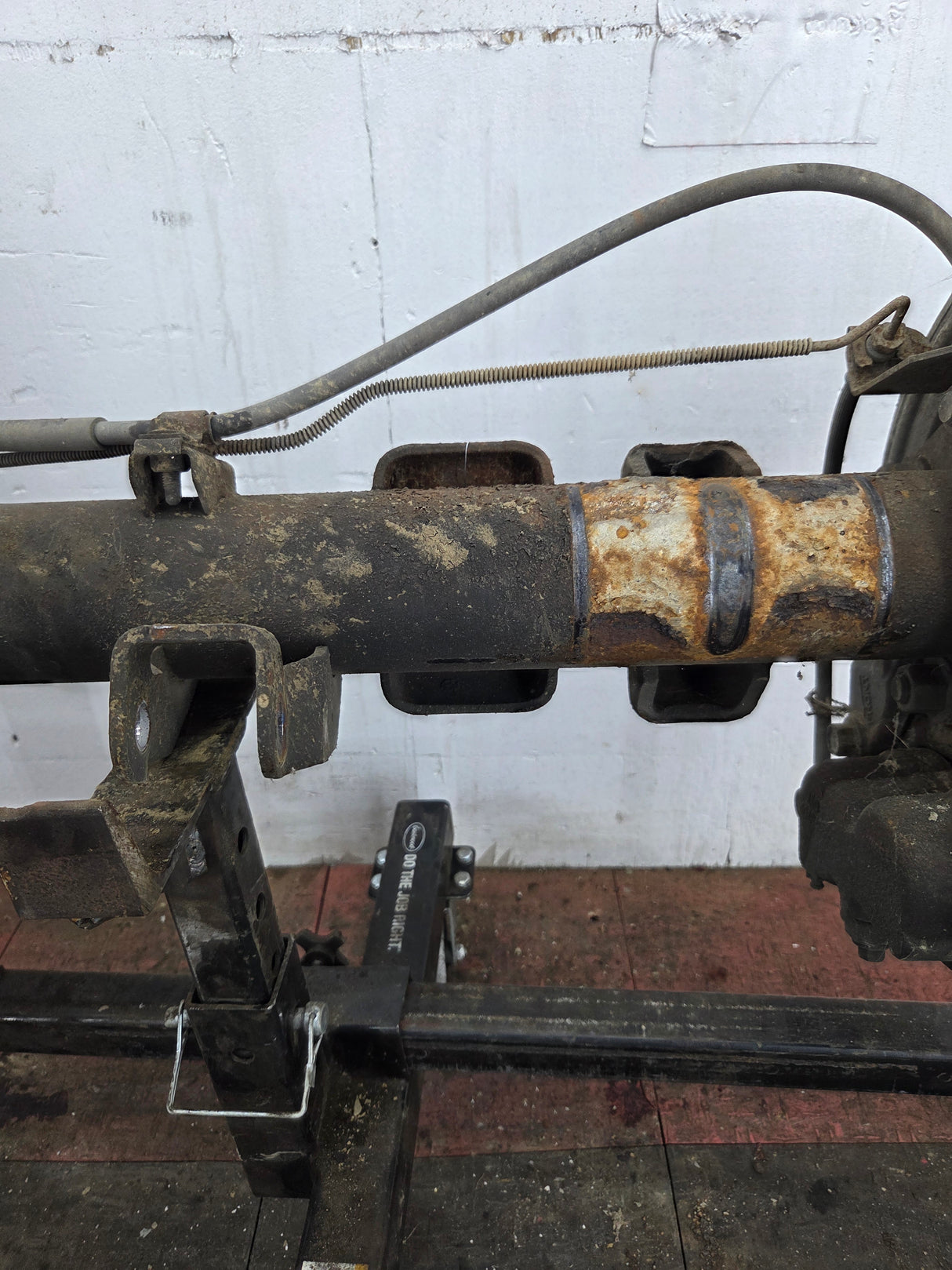 2001-2007 Chevrolet Silverado / GMC Sierra 2500 3500 HD Rear Axle 4.10 10.5"