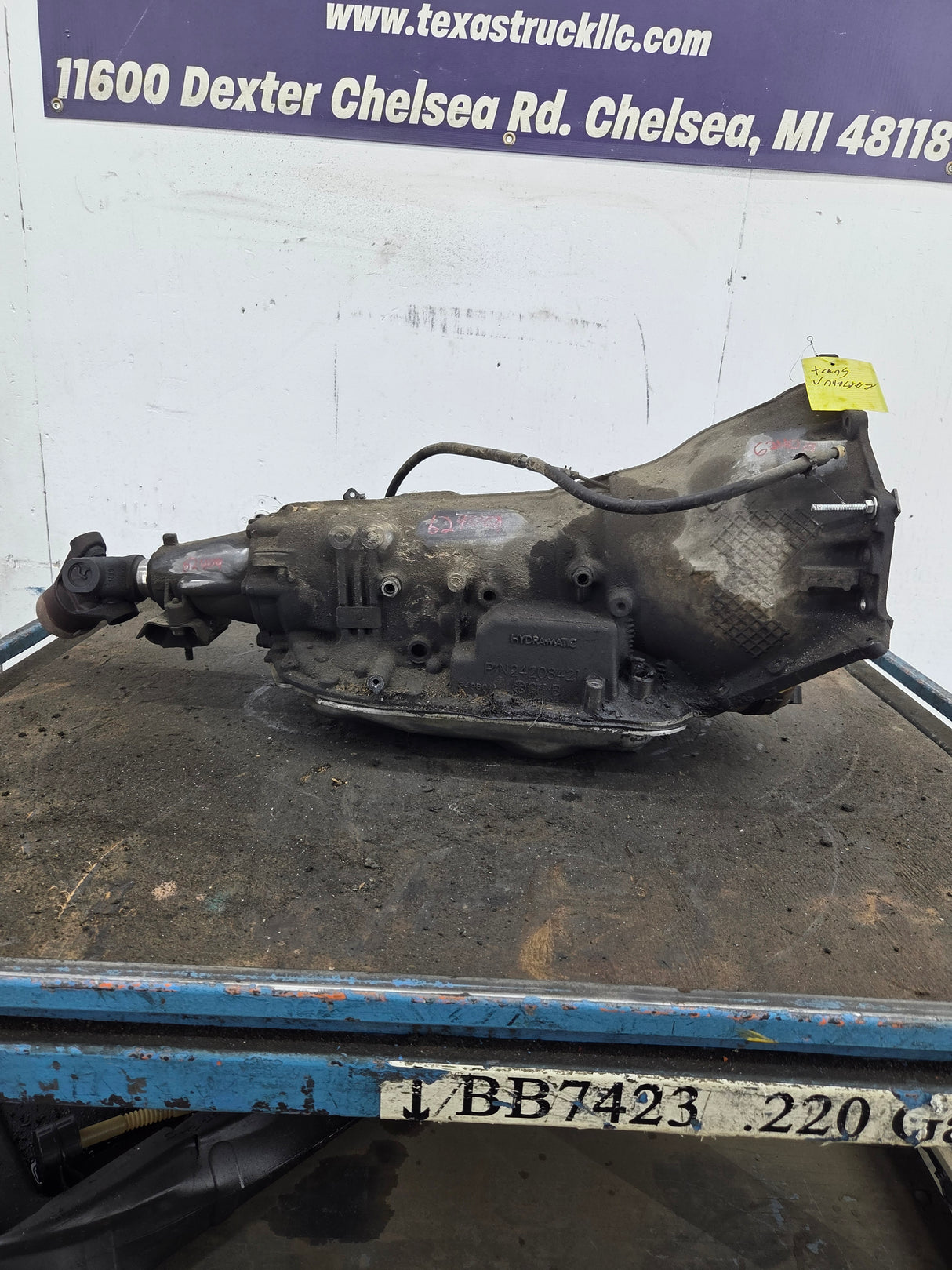 2000-2006 Chevrolet GMC 6.0L 4L80E 2wd AUTOMATIC TRANSMISSION *Untested Core 2500HD 3500HD