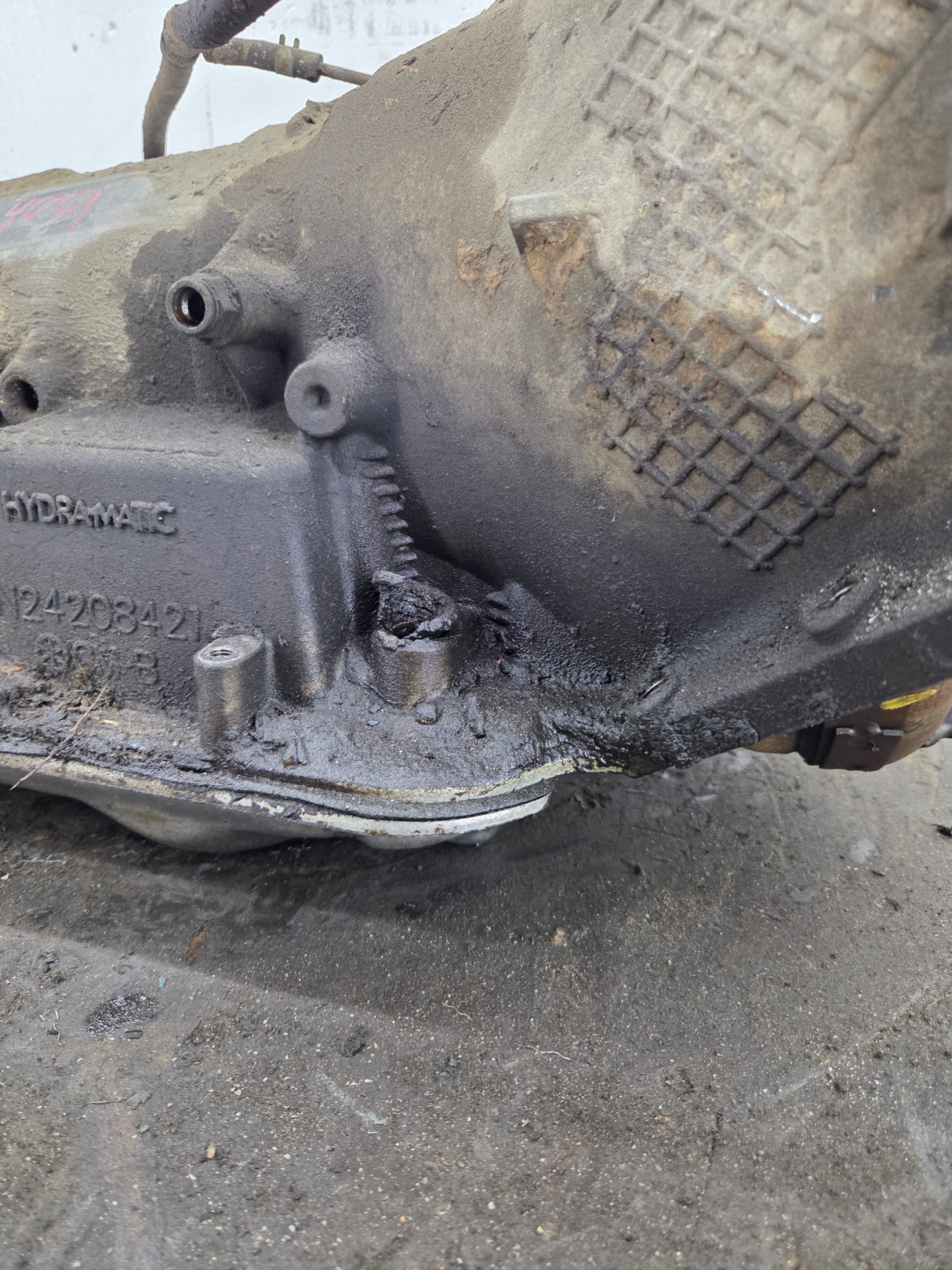 2000-2006 Chevrolet GMC 6.0L 4L80E 2wd AUTOMATIC TRANSMISSION *Untested Core 2500HD 3500HD