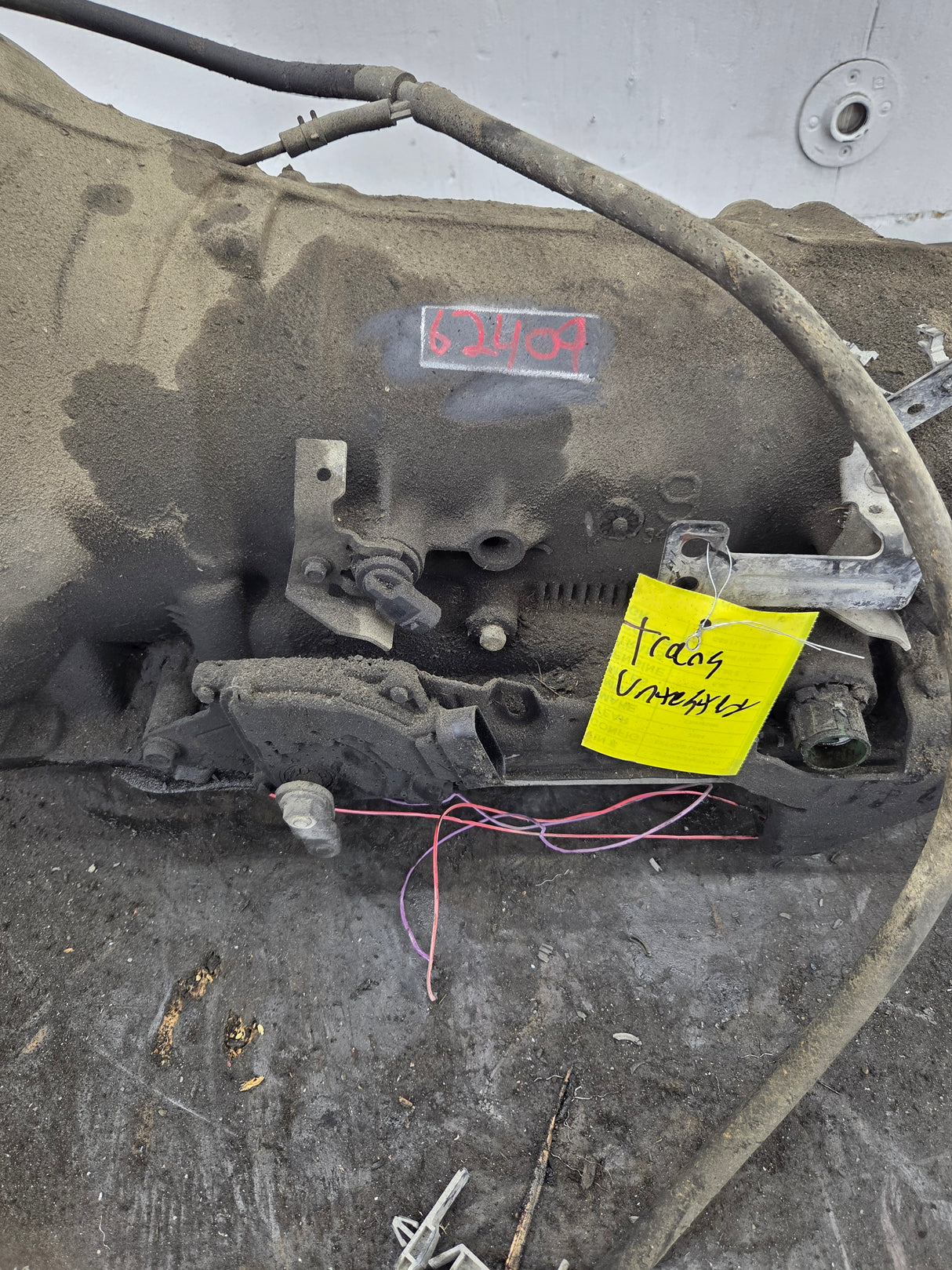 2000-2006 Chevrolet GMC 6.0L 4L80E 2wd AUTOMATIC TRANSMISSION *Untested Core 2500HD 3500HD