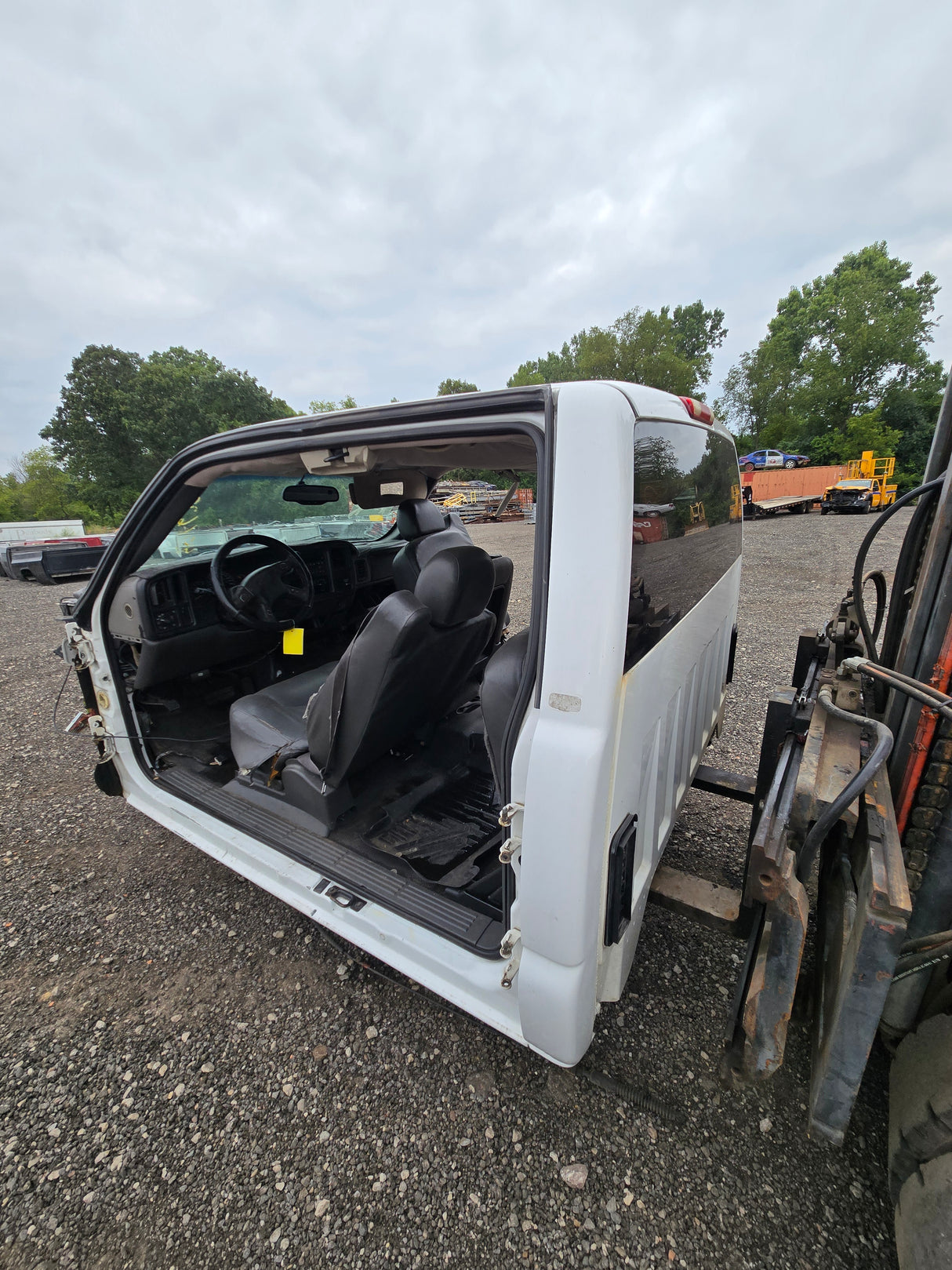 1999-2007 Chevrolet Silverado / GMC Sierra 1500 2500 HD 3500HD Extended Cab Body