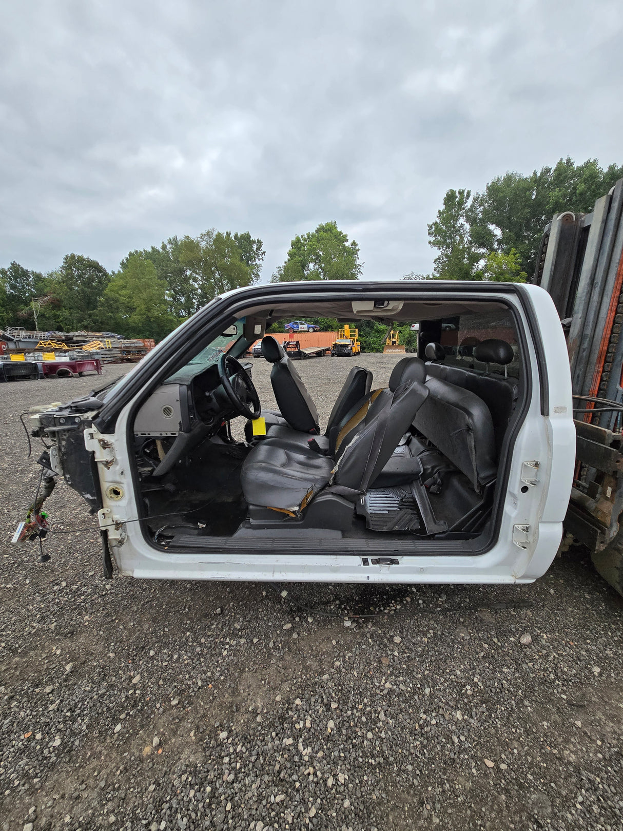1999-2007 Chevrolet Silverado / GMC Sierra 1500 2500 HD 3500HD Extended Cab Body