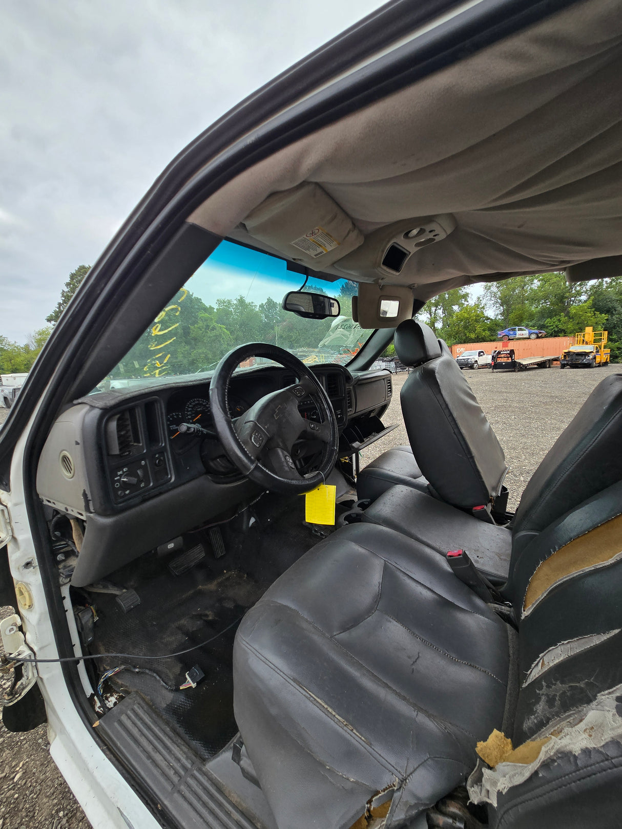 1999-2007 Chevrolet Silverado / GMC Sierra 1500 2500 HD 3500HD Extended Cab Body