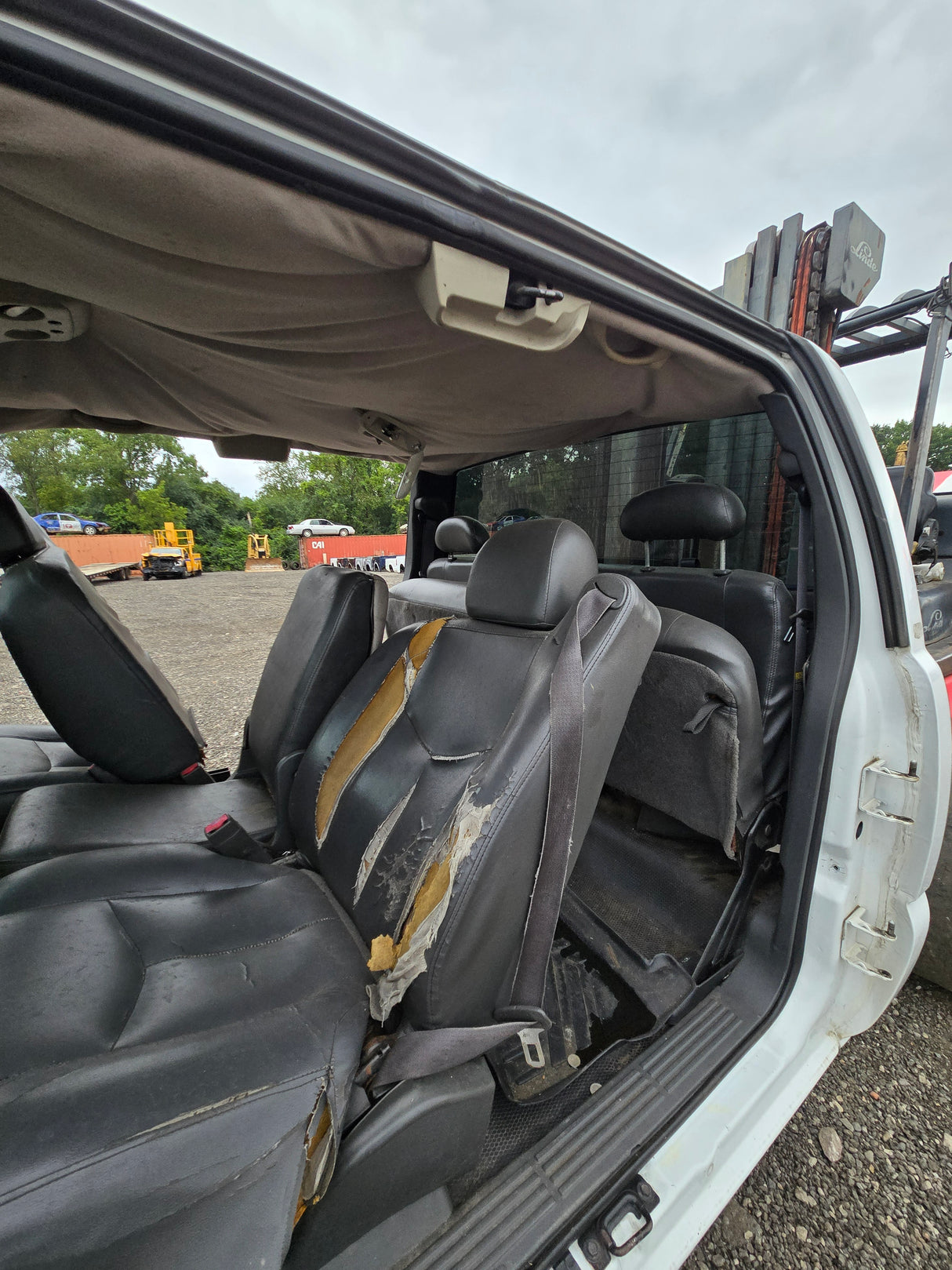 1999-2007 Chevrolet Silverado / GMC Sierra 1500 2500 HD 3500HD Extended Cab Body