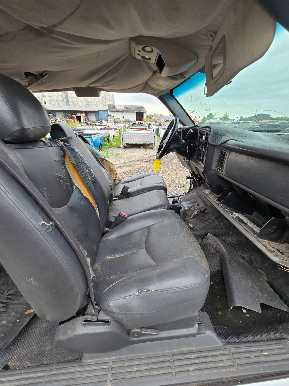 1999-2007 Chevrolet Silverado / GMC Sierra 1500 2500 HD 3500HD Extended Cab Body