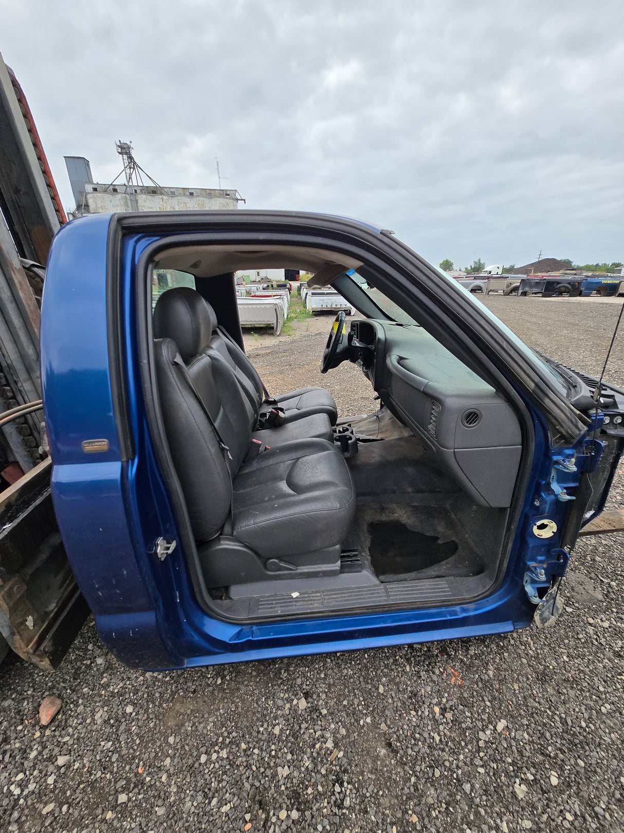 1999-2007 Chevrolet Silverado / GMC Sierra 1500 2500 HD 3500HD Regular Cab Body