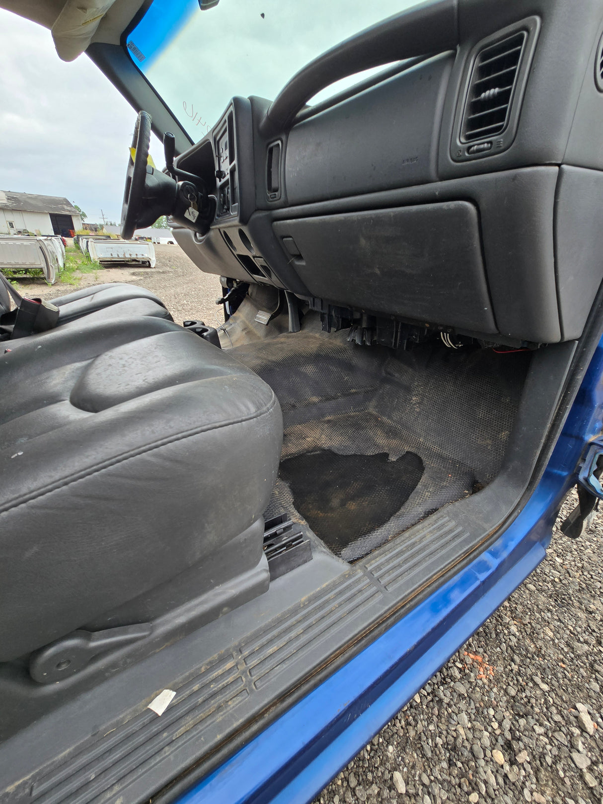 1999-2007 Chevrolet Silverado / GMC Sierra 1500 2500 HD 3500HD Regular Cab Body