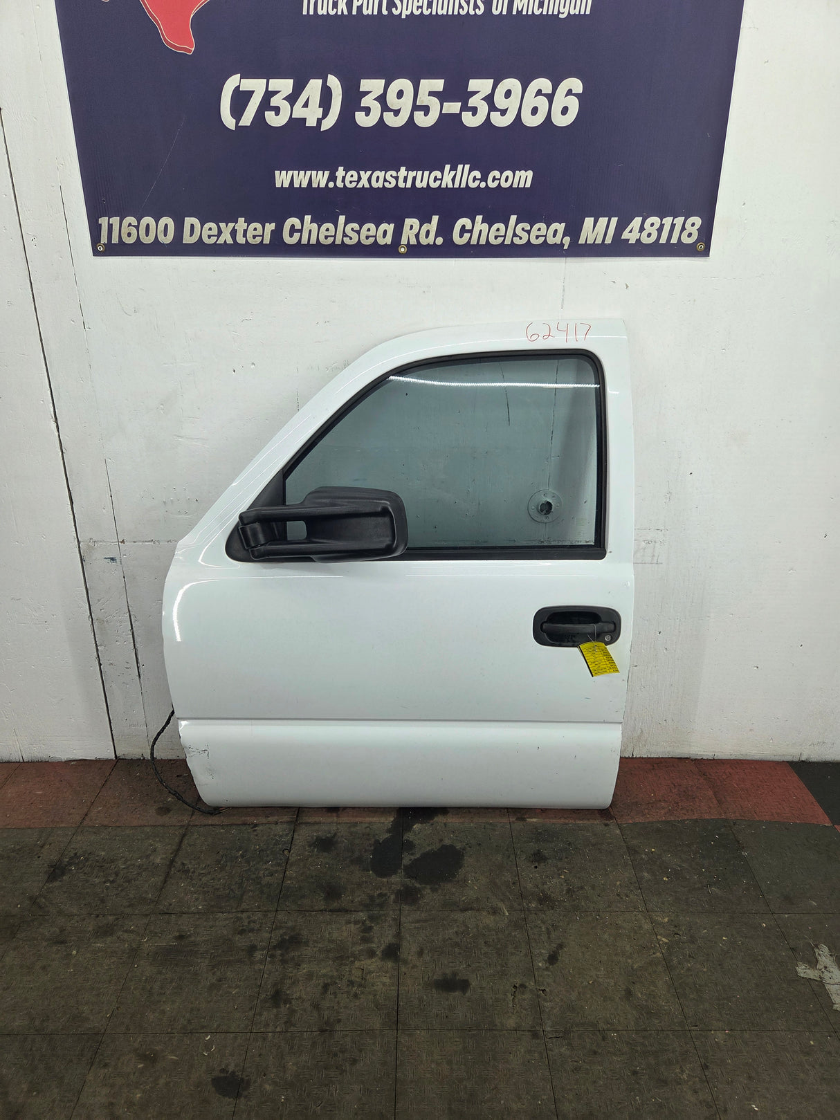 1999-2006 Chevrolet Silverado / GMC Sierra 1500 2500 3500 HD Front Driver Side Door LH