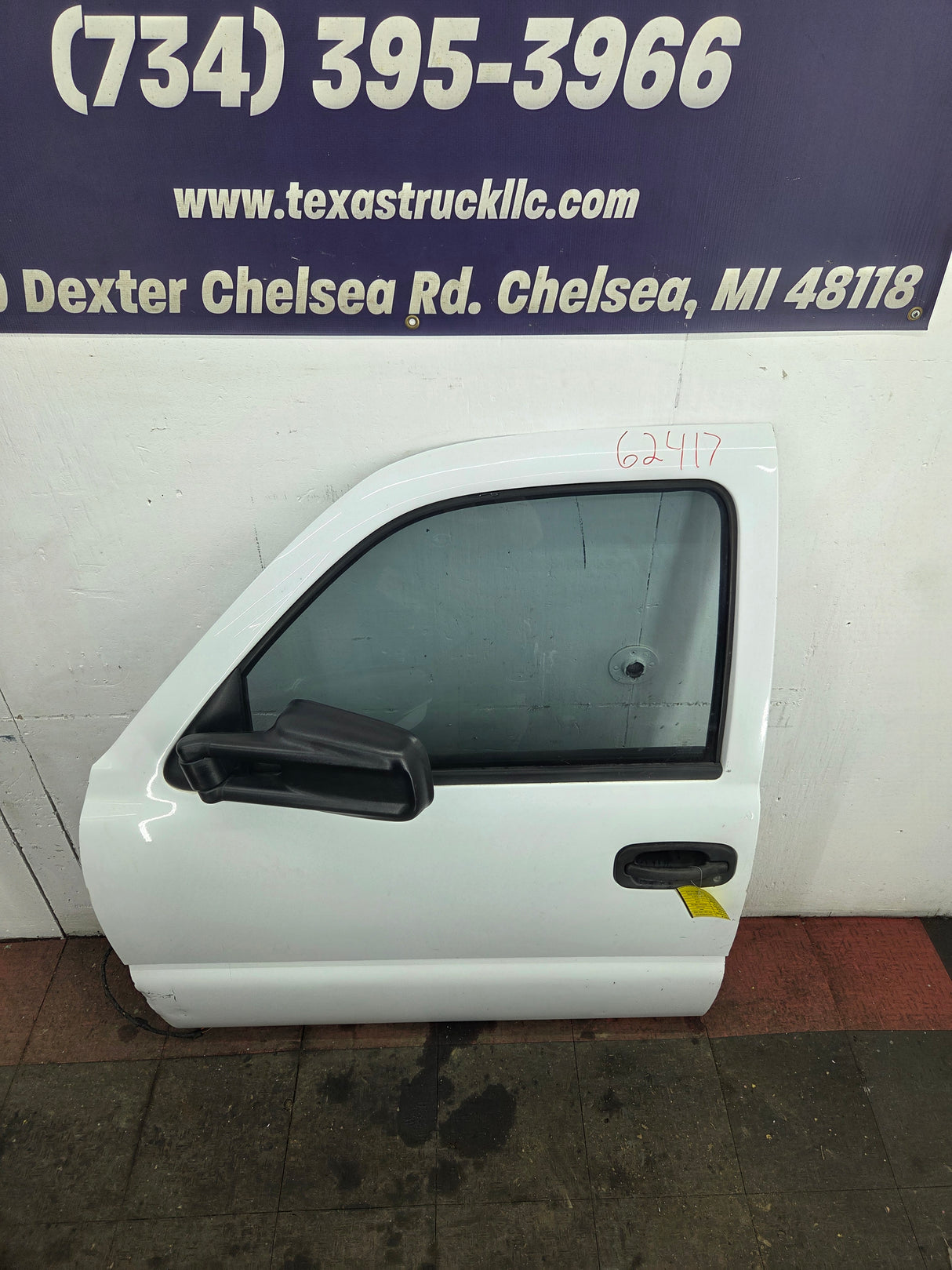 1999-2006 Chevrolet Silverado / GMC Sierra 1500 2500 3500 HD Front Driver Side Door LH