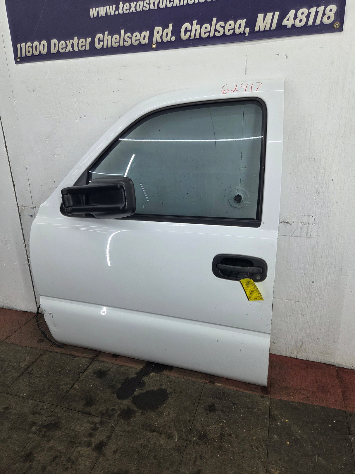 1999-2006 Chevrolet Silverado / GMC Sierra 1500 2500 3500 HD Front Driver Side Door LH