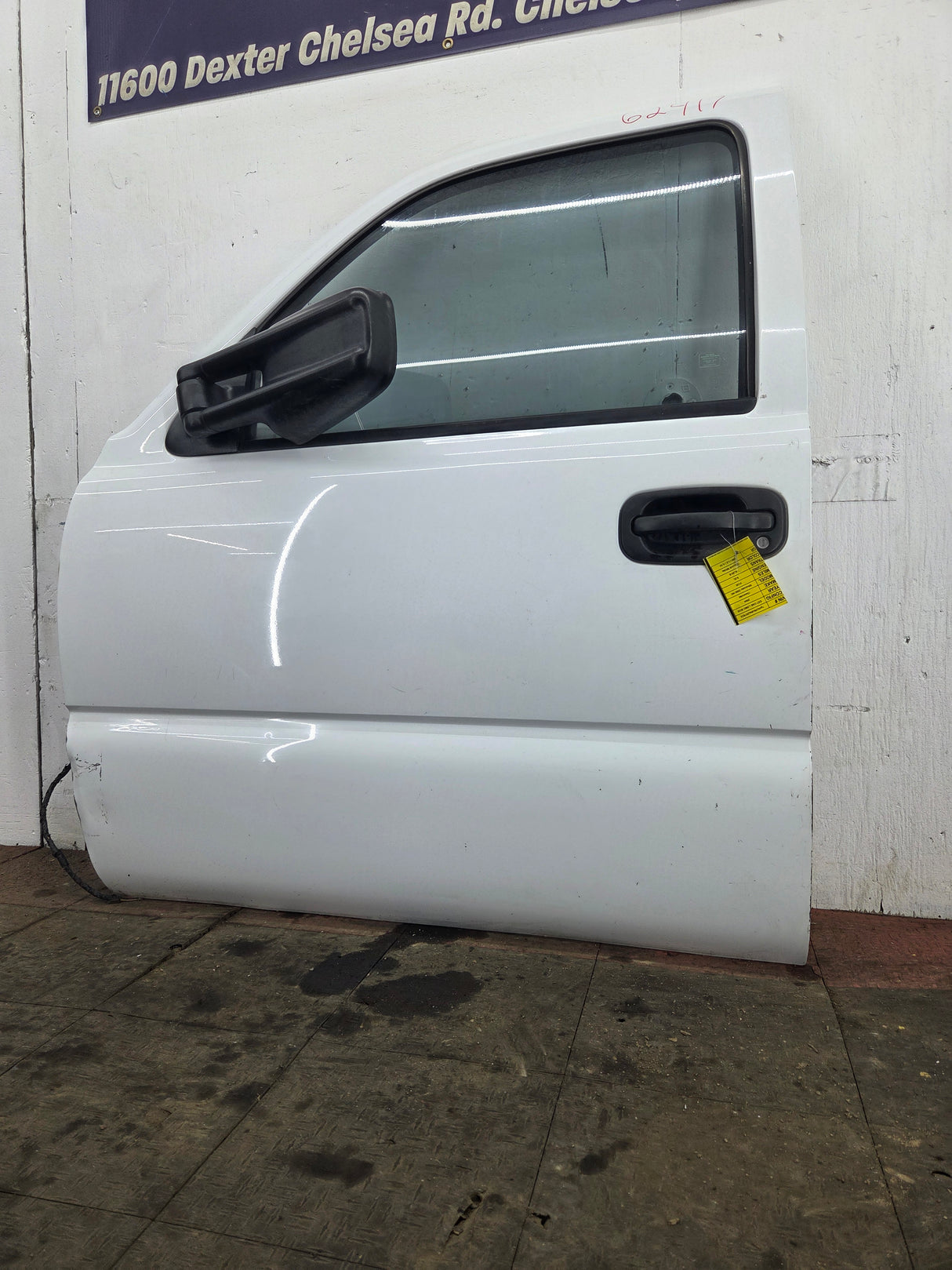 1999-2006 Chevrolet Silverado / GMC Sierra 1500 2500 3500 HD Front Driver Side Door LH