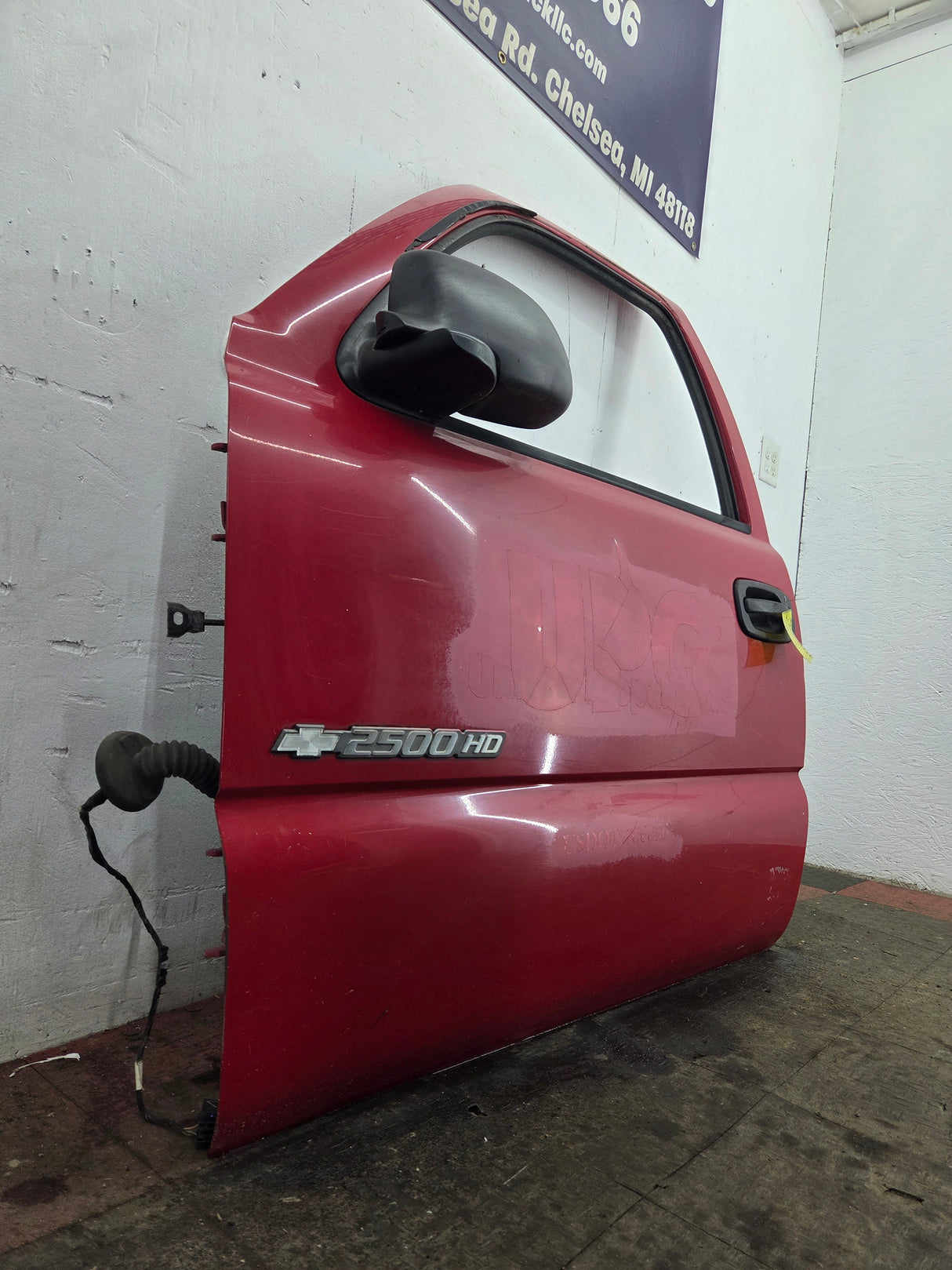 1999-2006 Chevrolet Silverado / GMC Sierra 1500 2500 3500 HD Front Driver Side Door LH