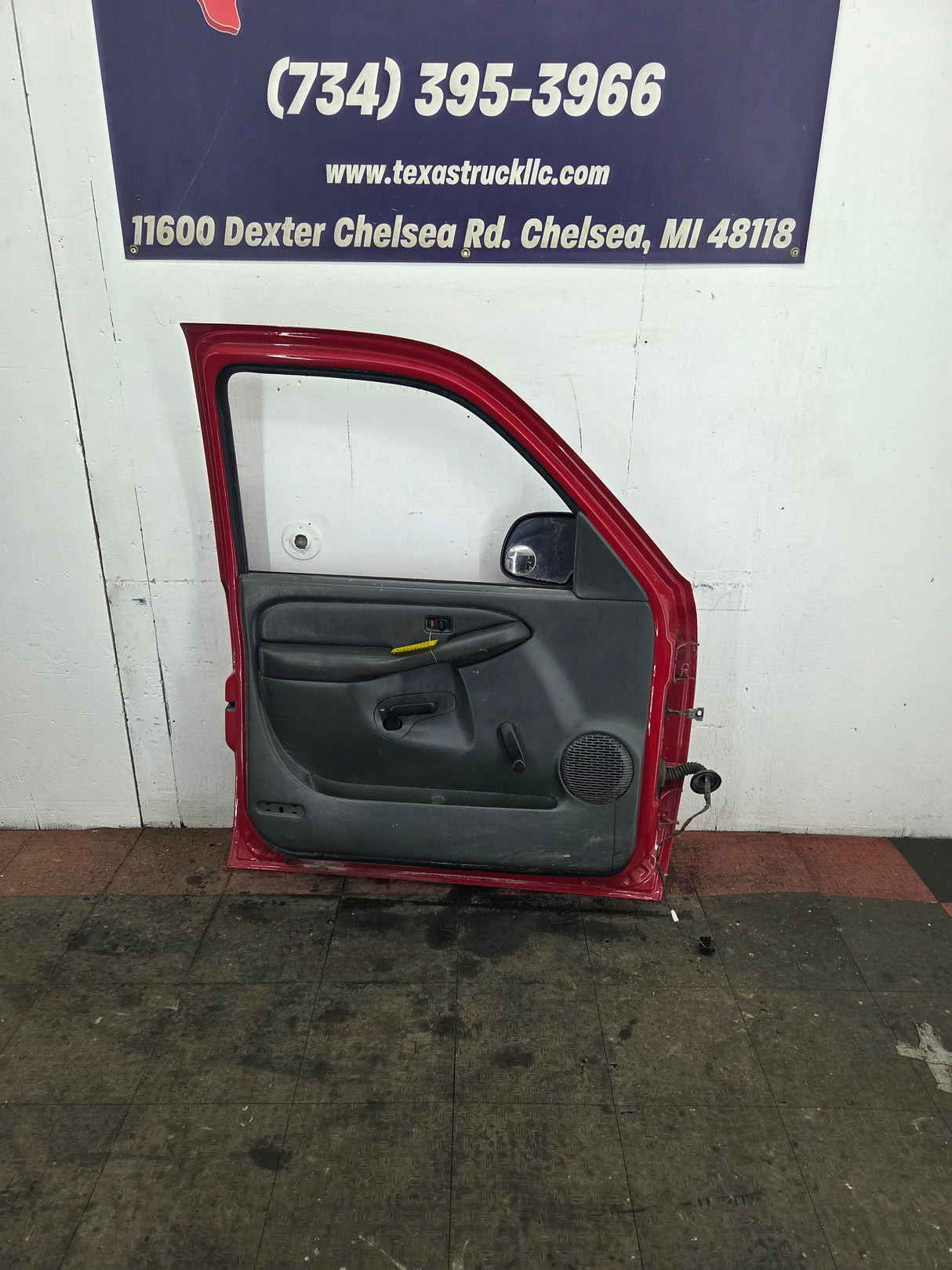 1999-2006 Chevrolet Silverado / GMC Sierra 1500 2500 3500 HD Front Driver Side Door LH