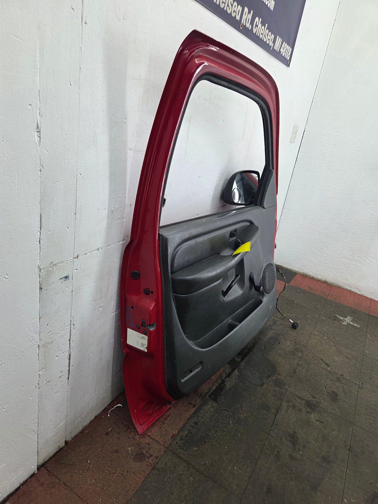 1999-2006 Chevrolet Silverado / GMC Sierra 1500 2500 3500 HD Front Driver Side Door LH