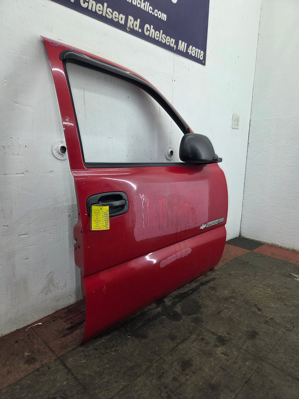 1999-2006 Chevrolet Silverado / GMC Sierra 1500 2500 3500 HD Front Passenger side Door RH