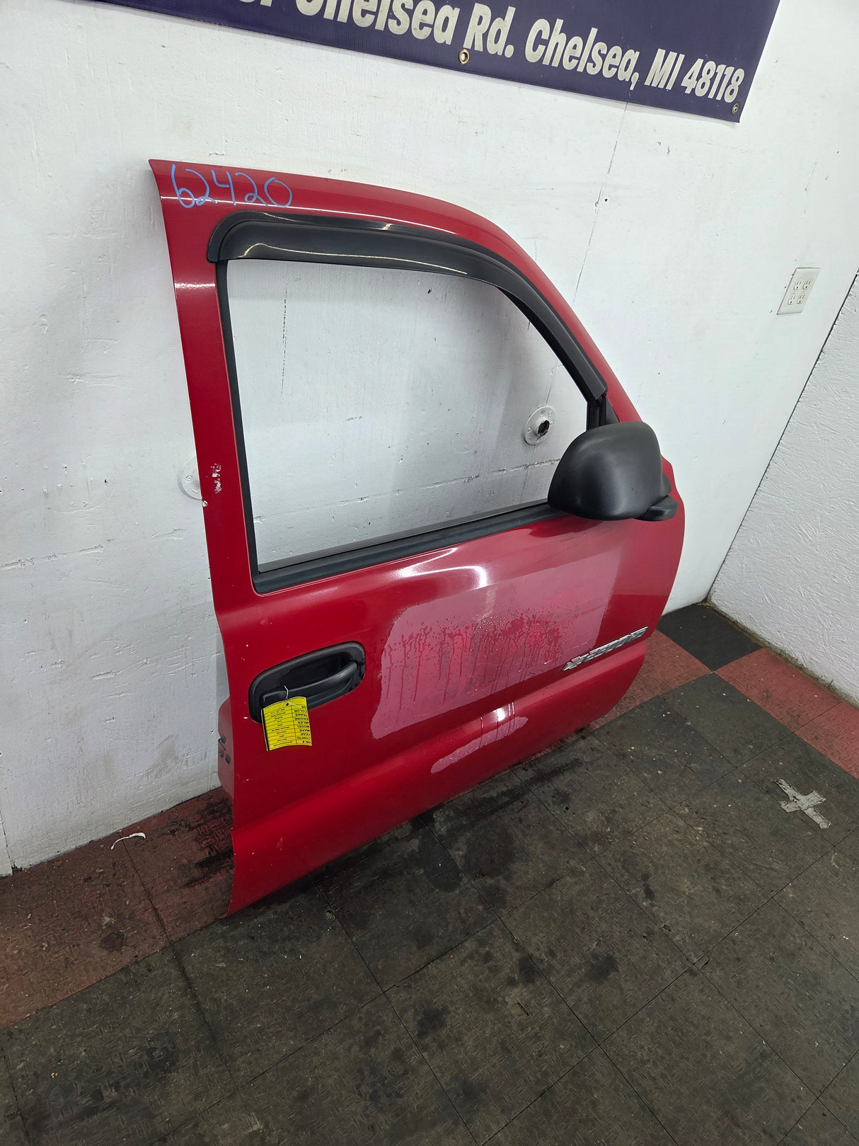 1999-2006 Chevrolet Silverado / GMC Sierra 1500 2500 3500 HD Front Passenger side Door RH