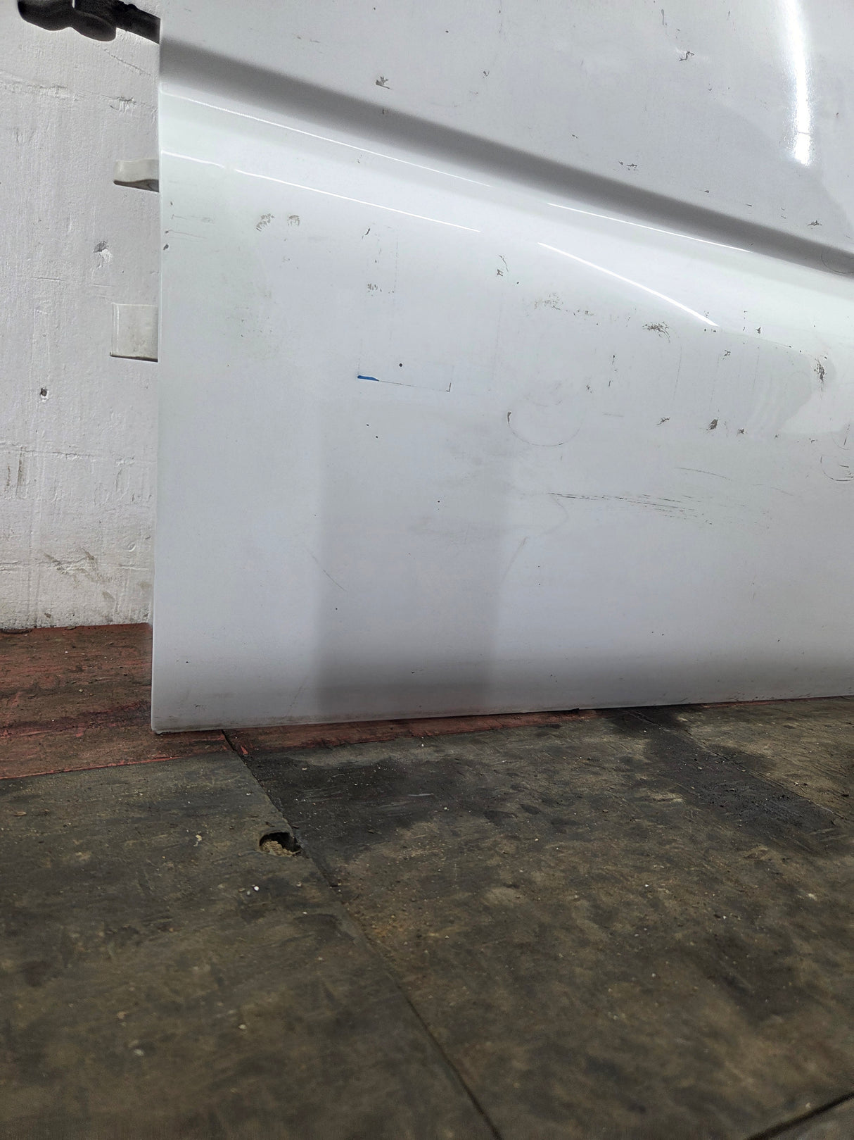 1999-2006 Chevrolet Silverado / GMC Sierra 1500 2500 3500 HD Rear Passenger side Extended Cab Rear Door