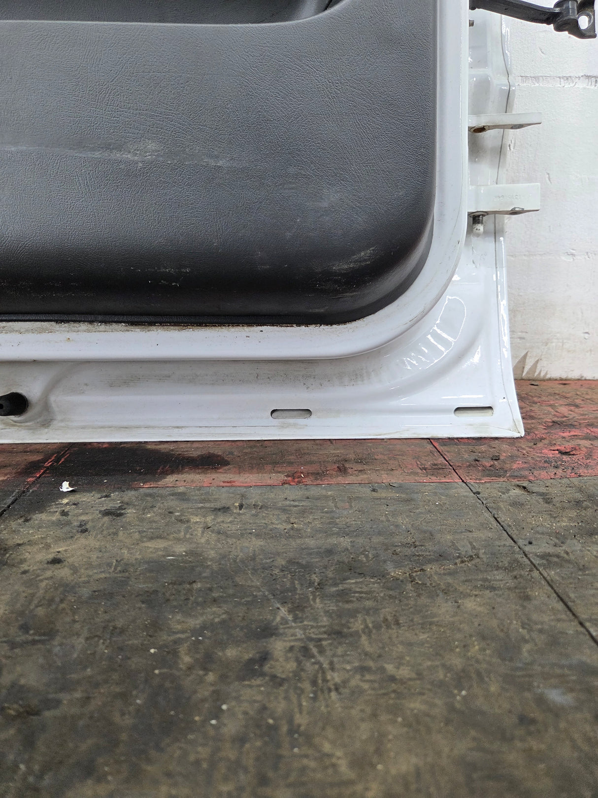 1999-2006 Chevrolet Silverado / GMC Sierra 1500 2500 3500 HD Rear Passenger side Extended Cab Rear Door