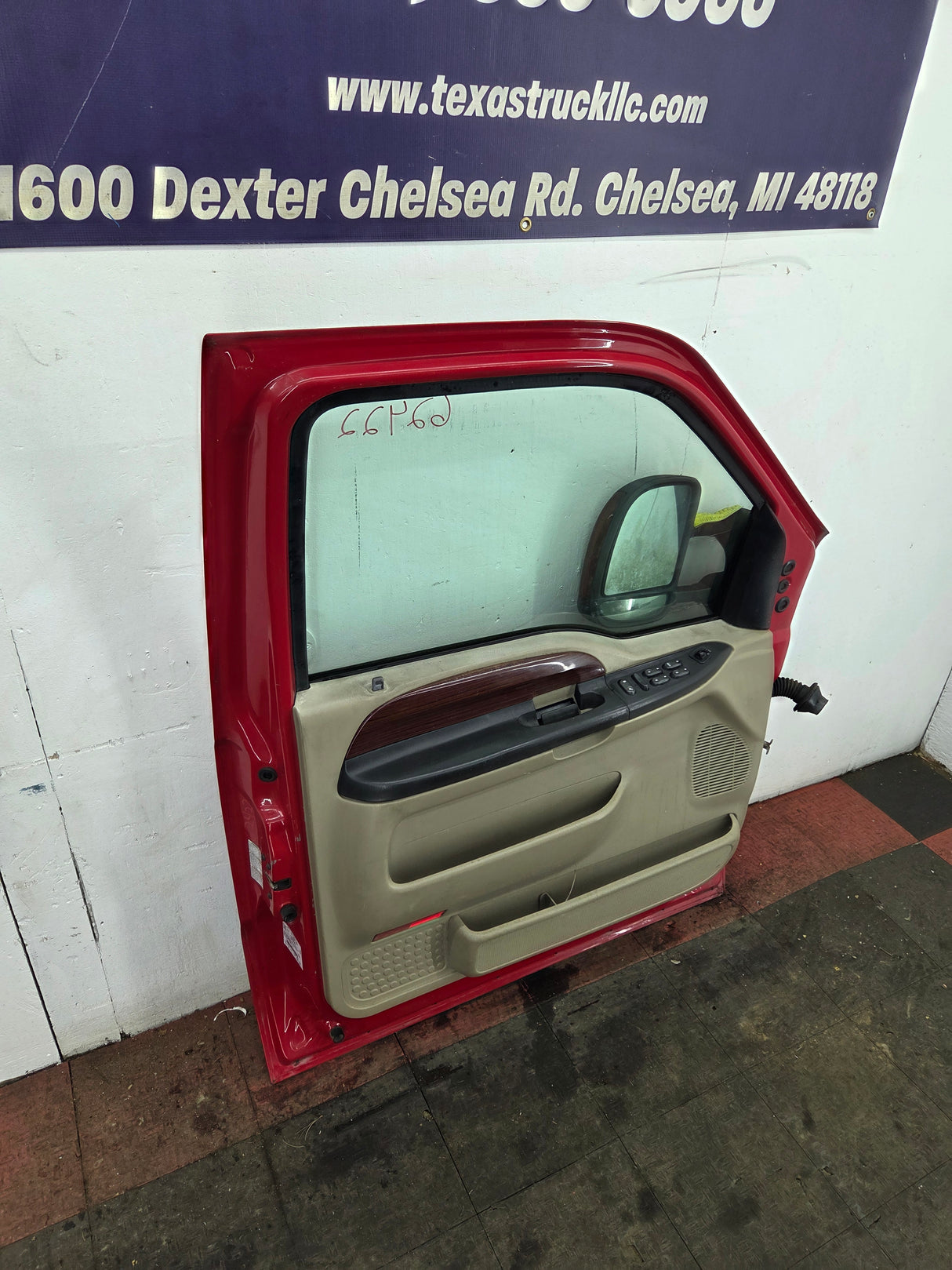 1999-2007 Ford Super Duty LH Driver Side Front Door F250 F350 F450 F550