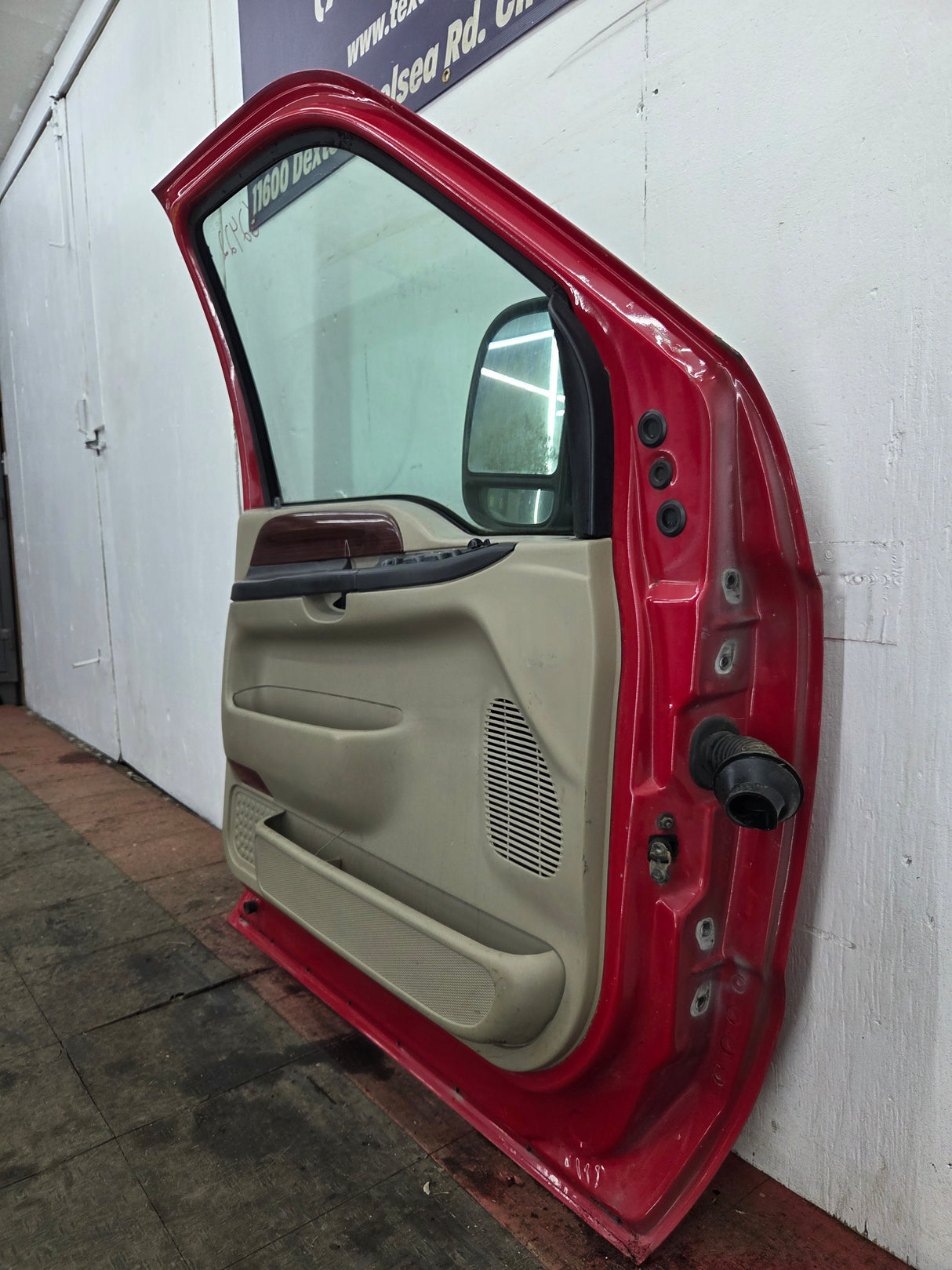 1999-2007 Ford Super Duty LH Driver Side Front Door F250 F350 F450 F550